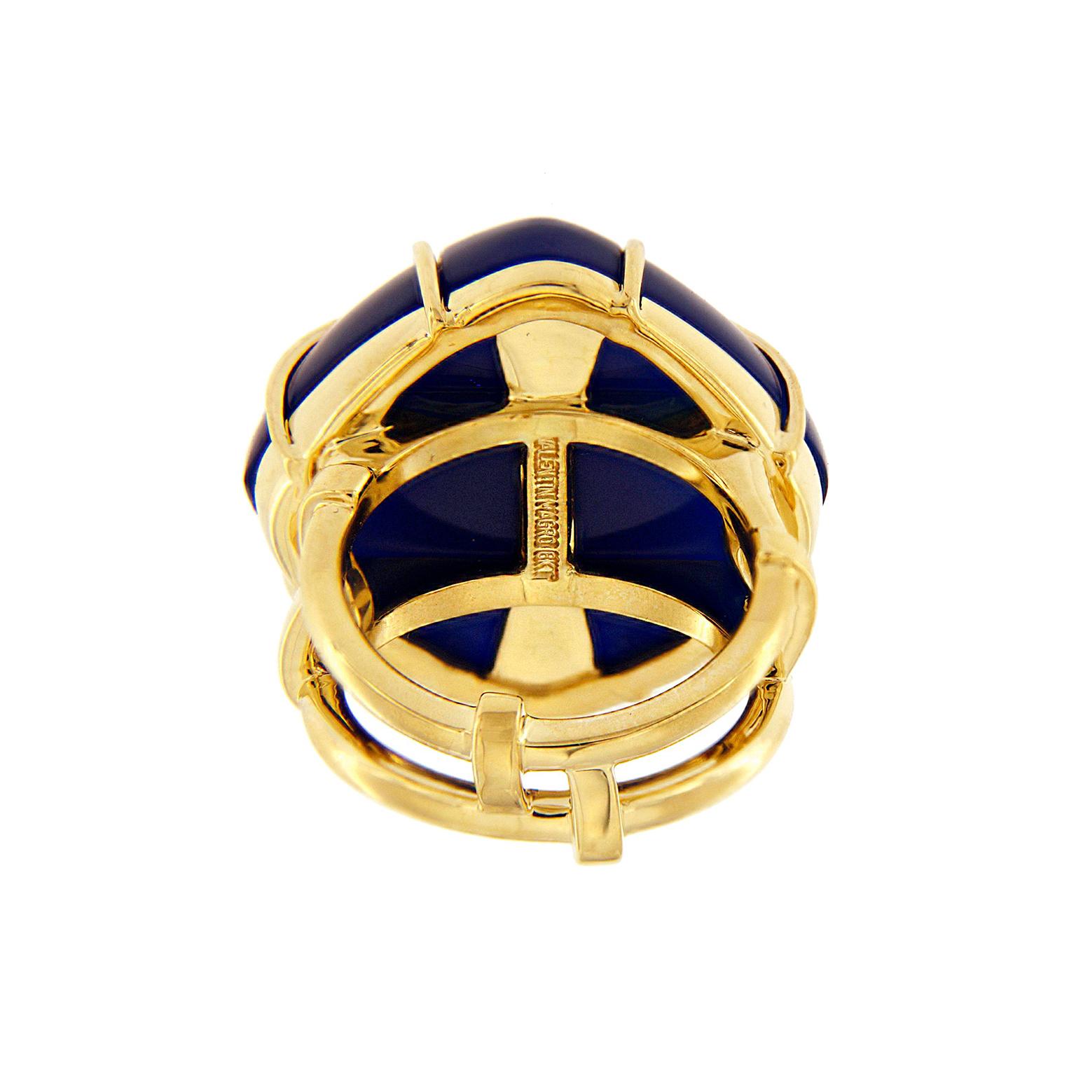 Modern Criss-Cross Blue Agate 18K Yellow Gold Ring For Sale