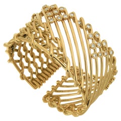 Valentin Magro Diamond Gold Triangular Motif Netting Bracelet