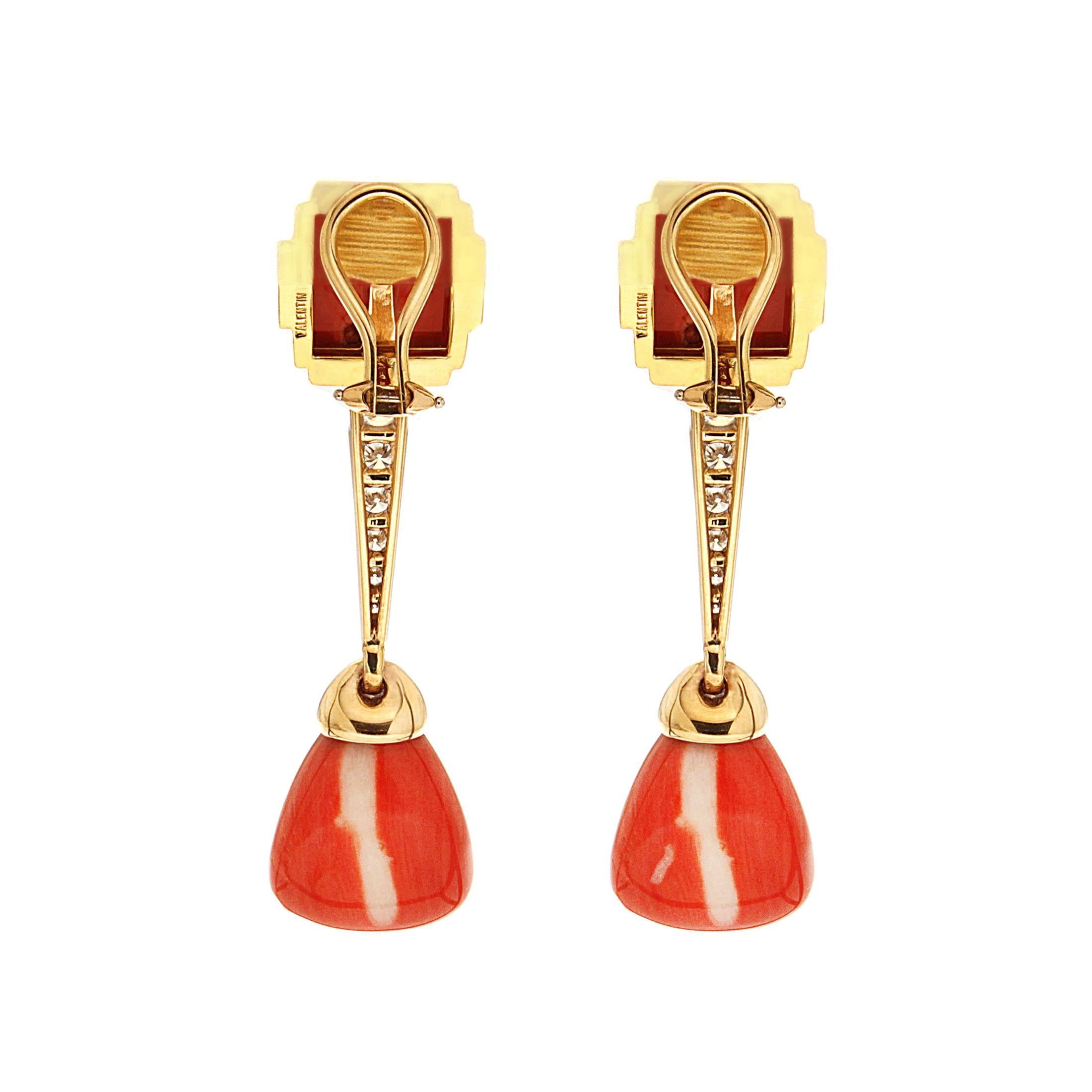 Valentin Magro Diamond Sardinian Coral Teardrop Dangling Earrings flaunt color and brilliance. Sardinian coral carved into half cylinders and bar set in 18k yellow gold form the base. The bottom is made of coral drops capped with gold. Each gem