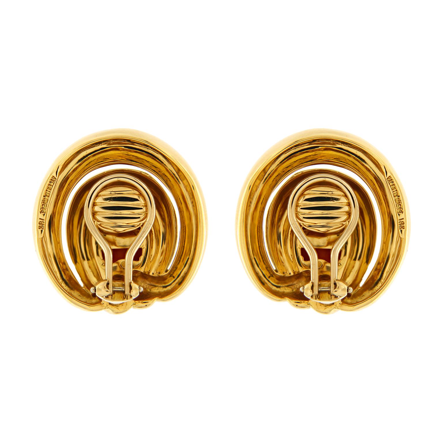 Valentin Magro Double Rim Overlap Red Coral Gold Earrings In New Condition In New York, NY