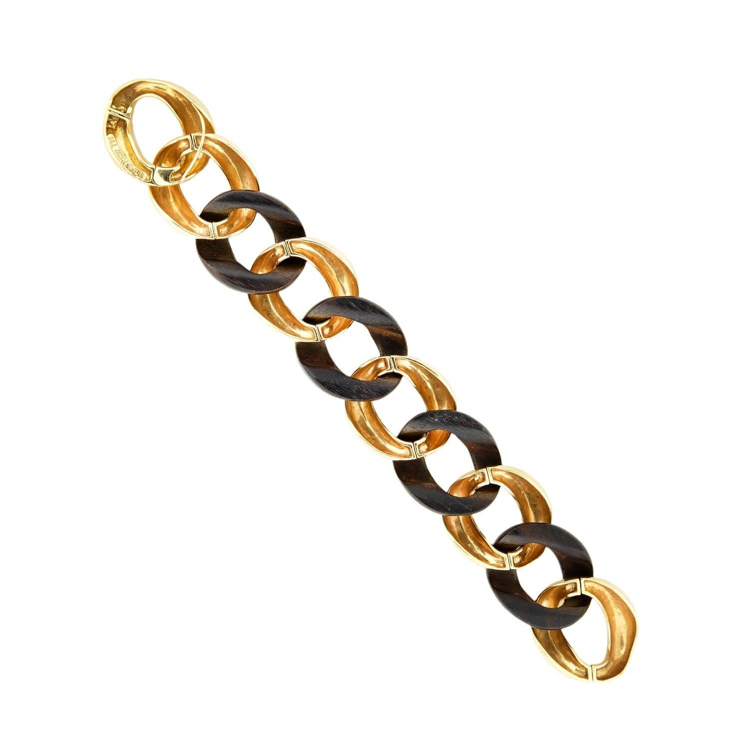 VALENTIN MAGRO Estate Bracelet à maillons courbes en or 18 carats et bois en vente 1