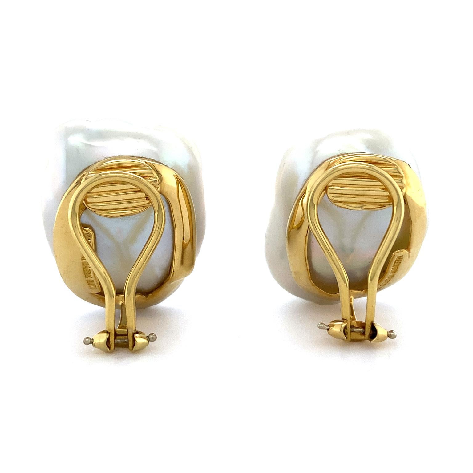 Surf Rider Baroque Pearl Earrings Gold