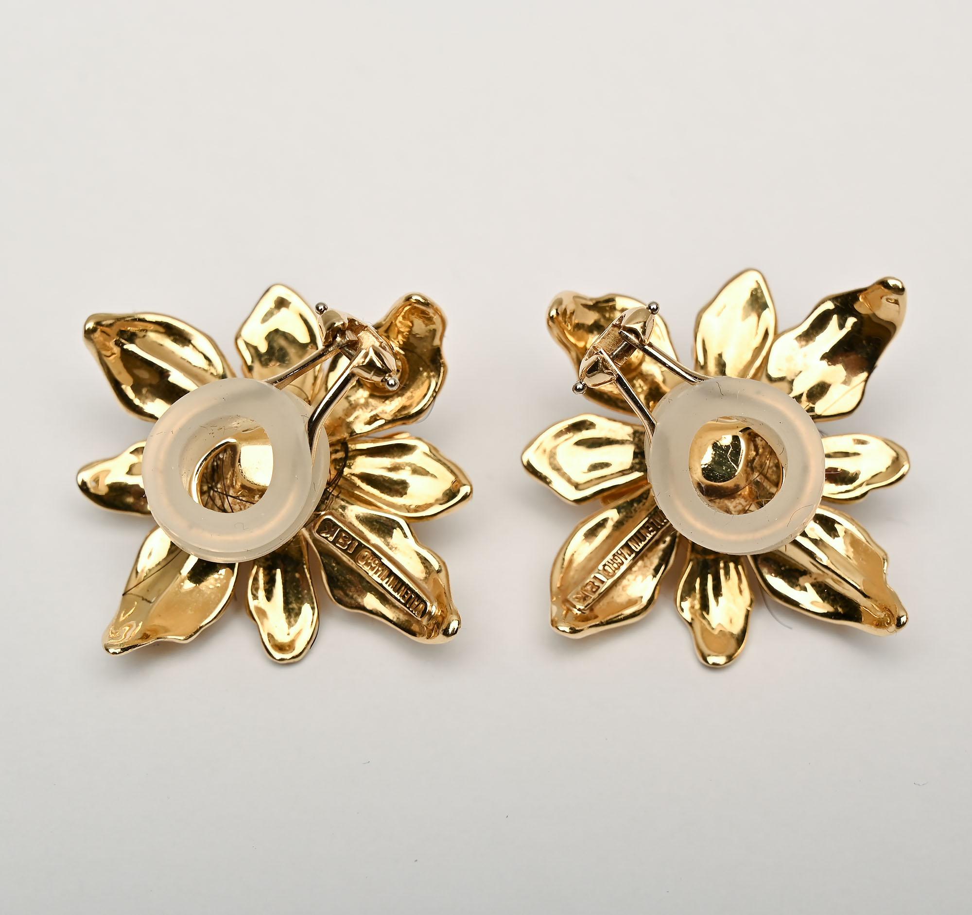 Women's or Men's Valentin Magro Gold Flower Earrings For Sale