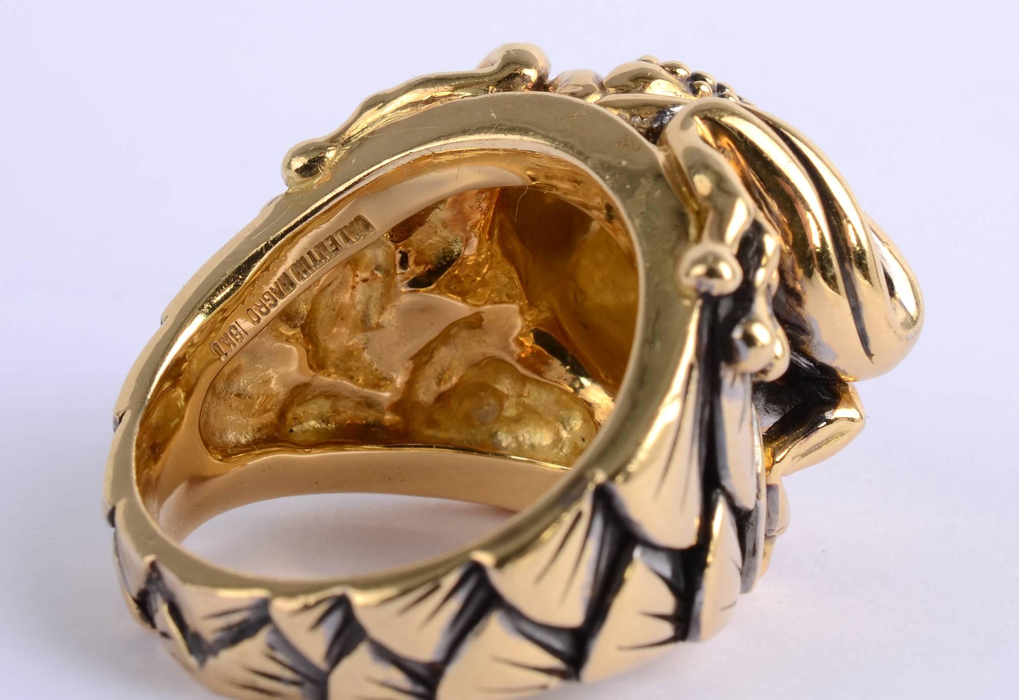 Valentin Magro Gold Frog Ring In Excellent Condition For Sale In Darnestown, MD