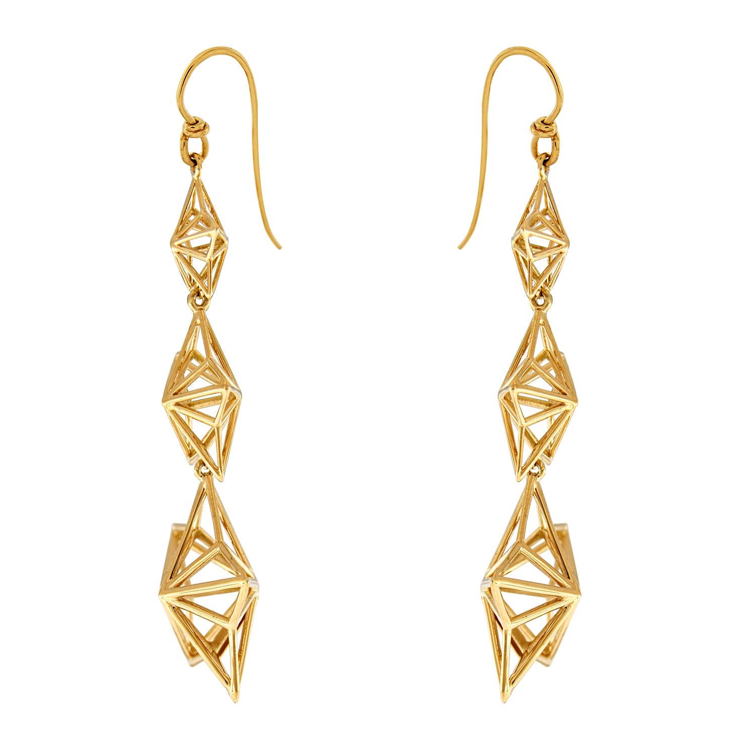 Valentin Magro Gold Star Dangle Earrings with French Wire In New Condition In New York, NY