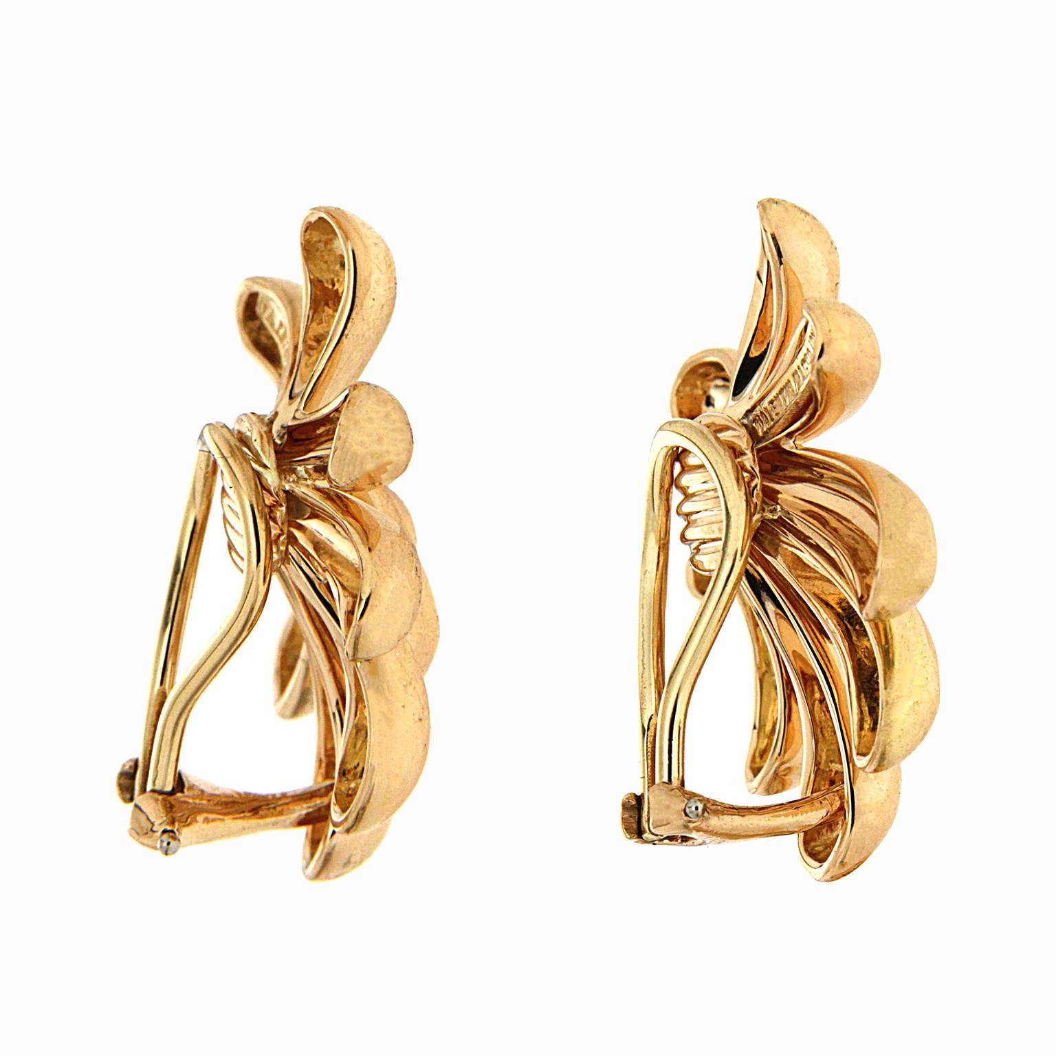 Valentin Magro Large Splish Splash Gold Earrings In New Condition In New York, NY