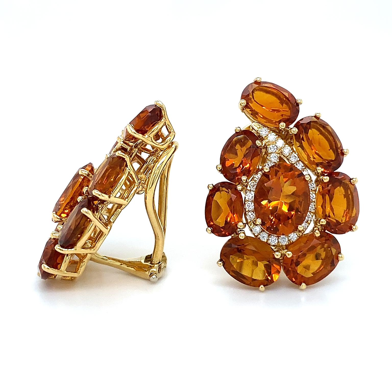 Taille ovale Boucles d'oreilles Madeira Paisley en or jaune 18 carats avec citrine et diamants en vente