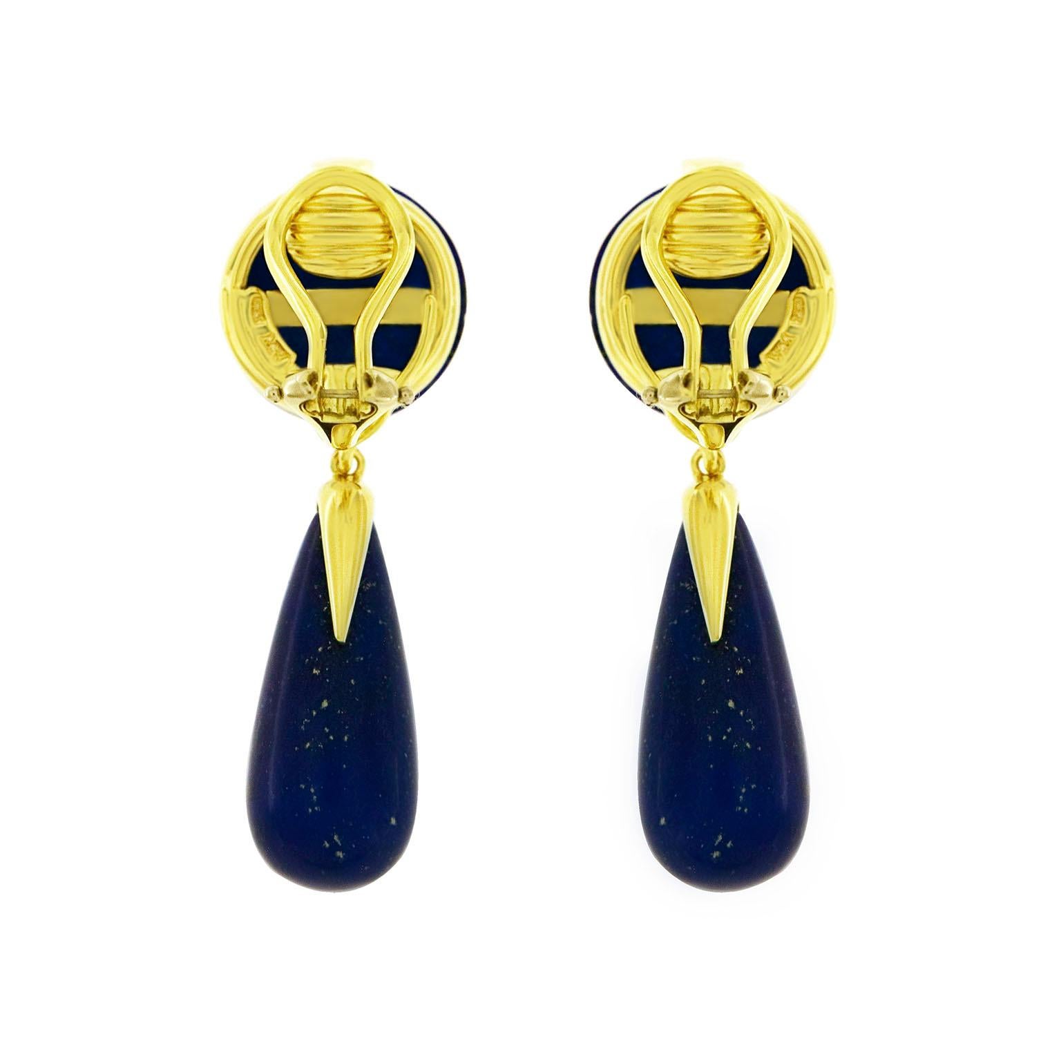 18K Yellow Gold Round and Teardrop Lapis Lazuli Dangle Earrings In New Condition For Sale In New York, NY