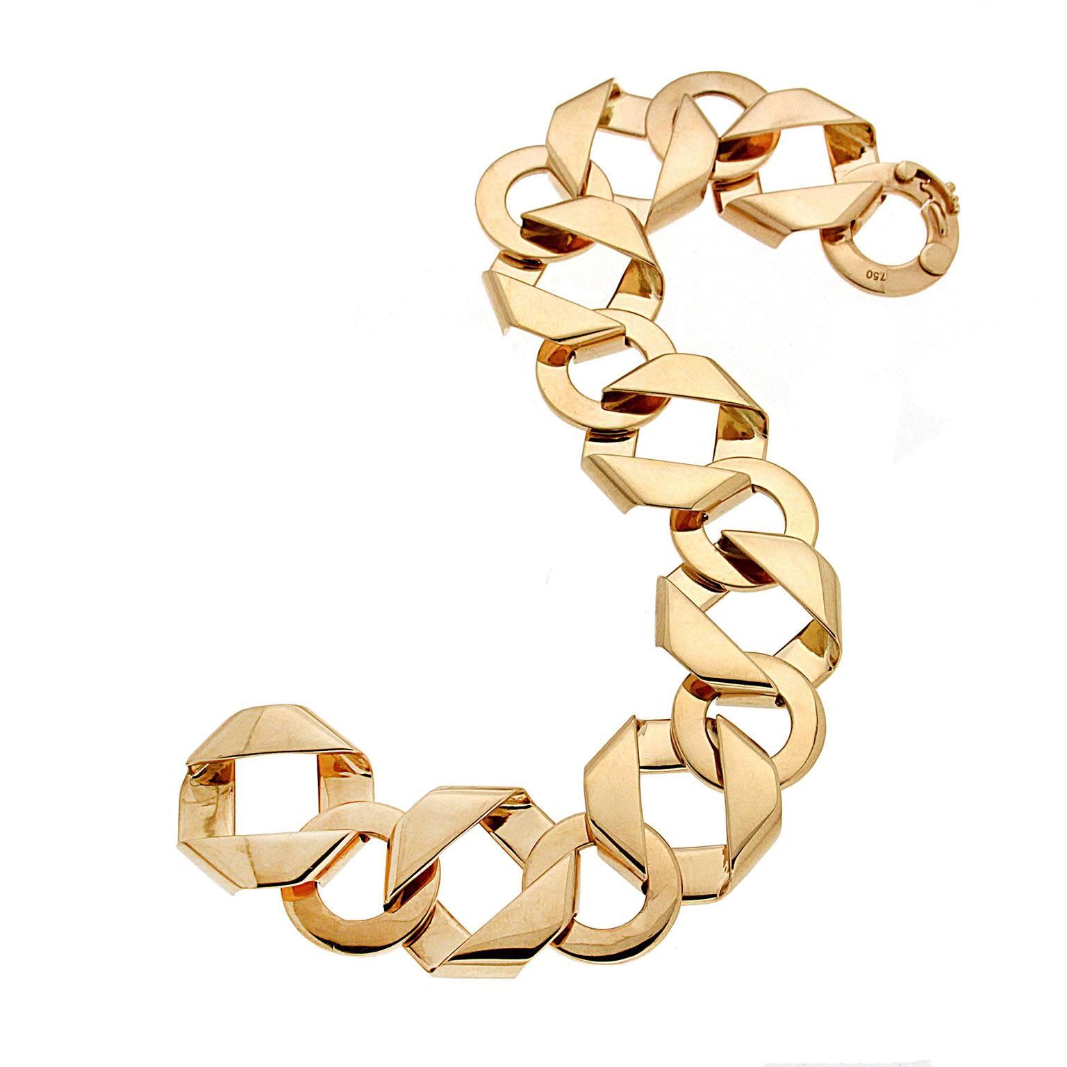 Fold Over White Enamel 18K Yellow Gold Chain Link Bracelet For Sale 1