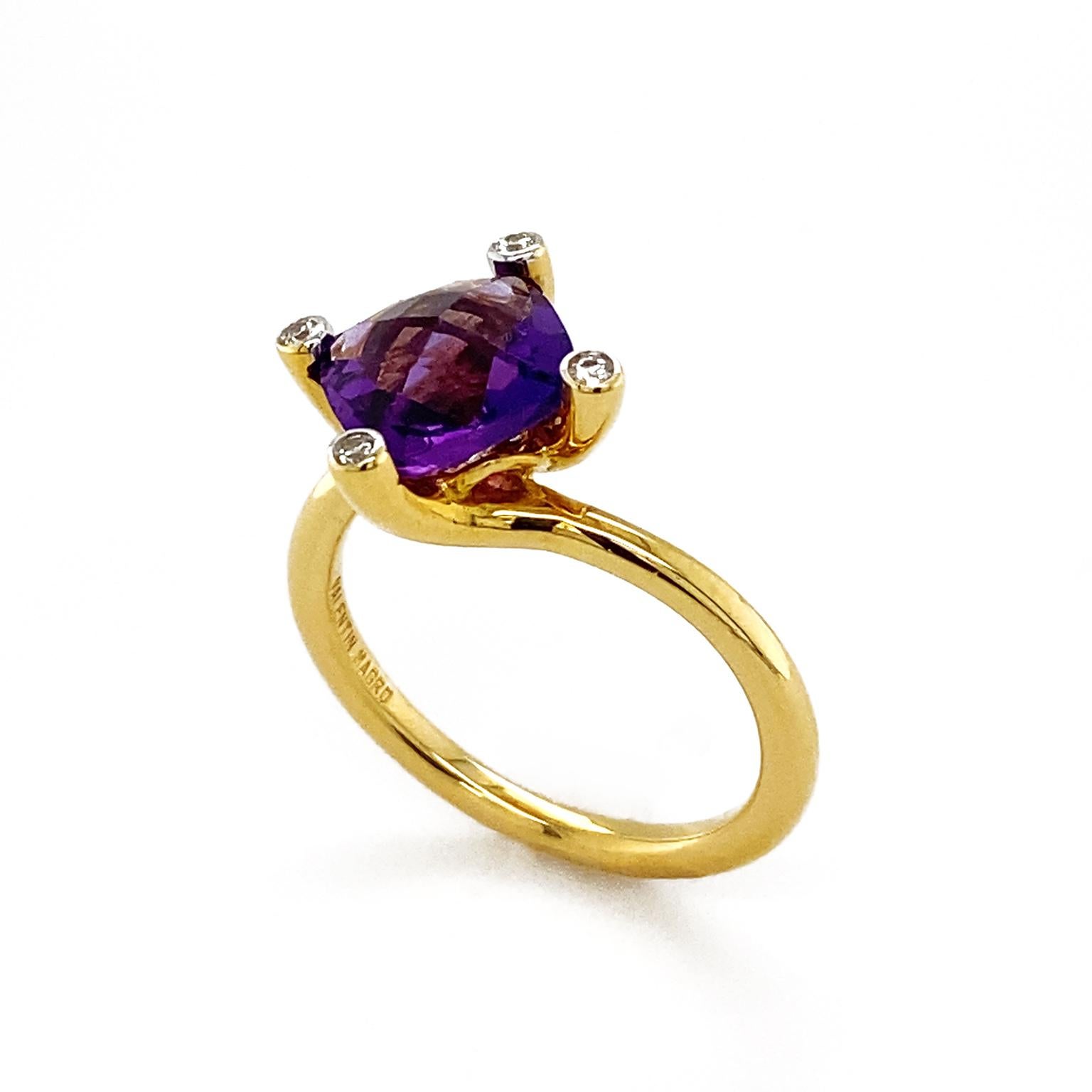 Cushion Amethyst and Diamond 18K Yellow Gold Ring For Sale