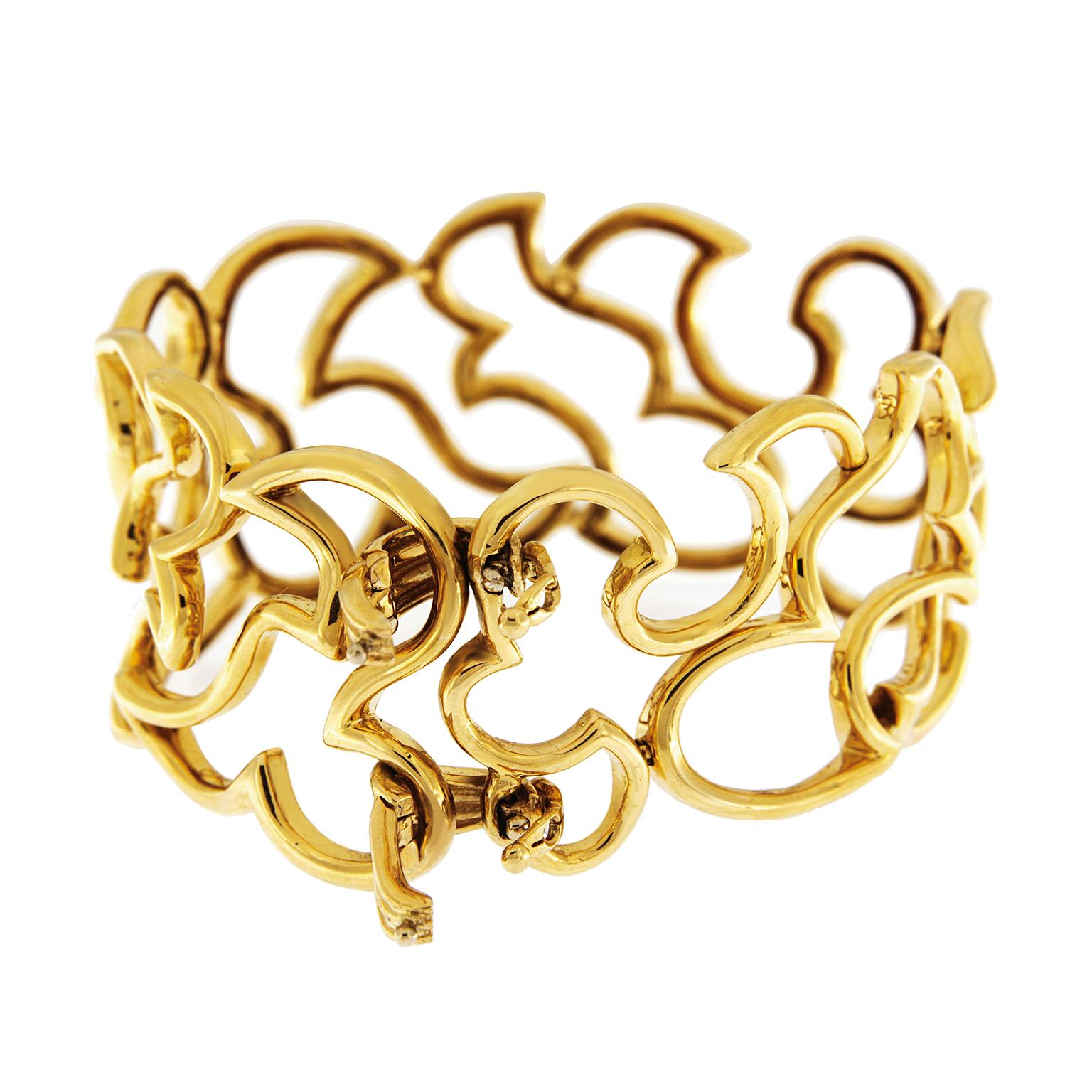 Valentin Magro Unique Gold Scroll Bracelet In New Condition In New York, NY