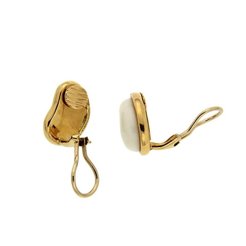 Valentin Magro White Coral Gold Bean Shaped Earrings In New Condition In New York, NY