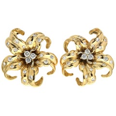 Valentin Magro Yellow Gold Diamond Flower Pinwheel Earrings