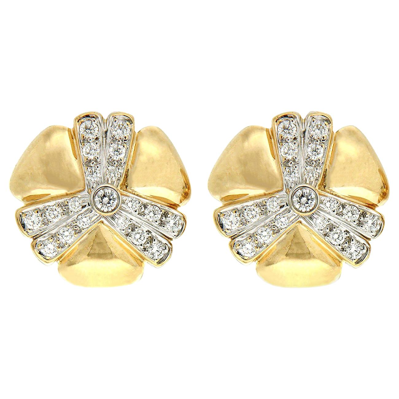 Valentin Magro Yellow Gold Pavé Diamond Clover Earrings For Sale at 1stDibs