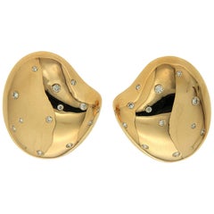 Valentin Magro Yellow Gold Diamond Scalloped Shell Earrings