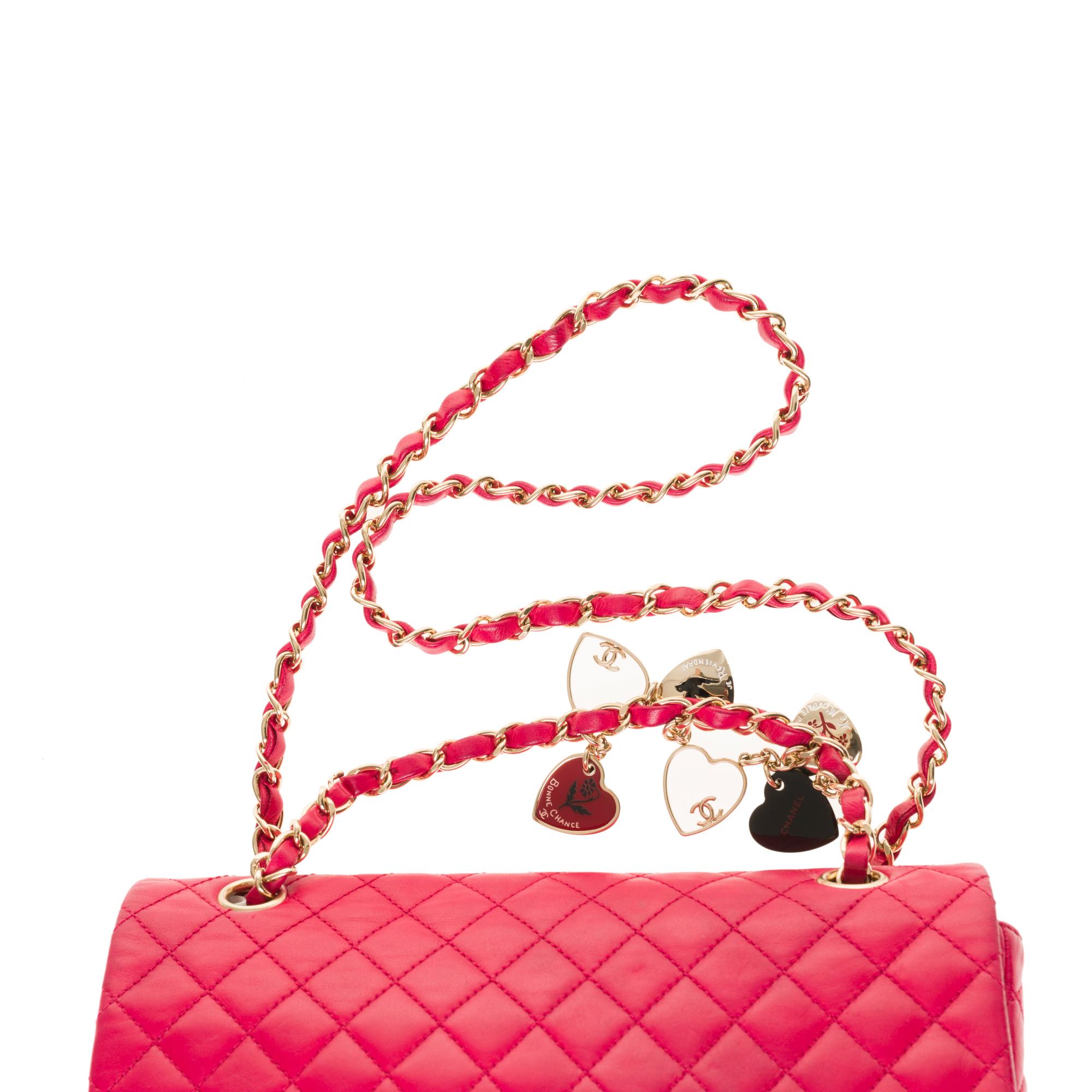 Valentine Hearts Chanel Classic Flap shoulder bag in Red quilted lambskin, GHW 1