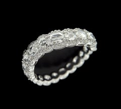 Bague de Saint-Valentin en or blanc 18 carats et diamants
