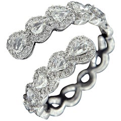 Bague de Saint-Valentin en or blanc 18 carats et diamants