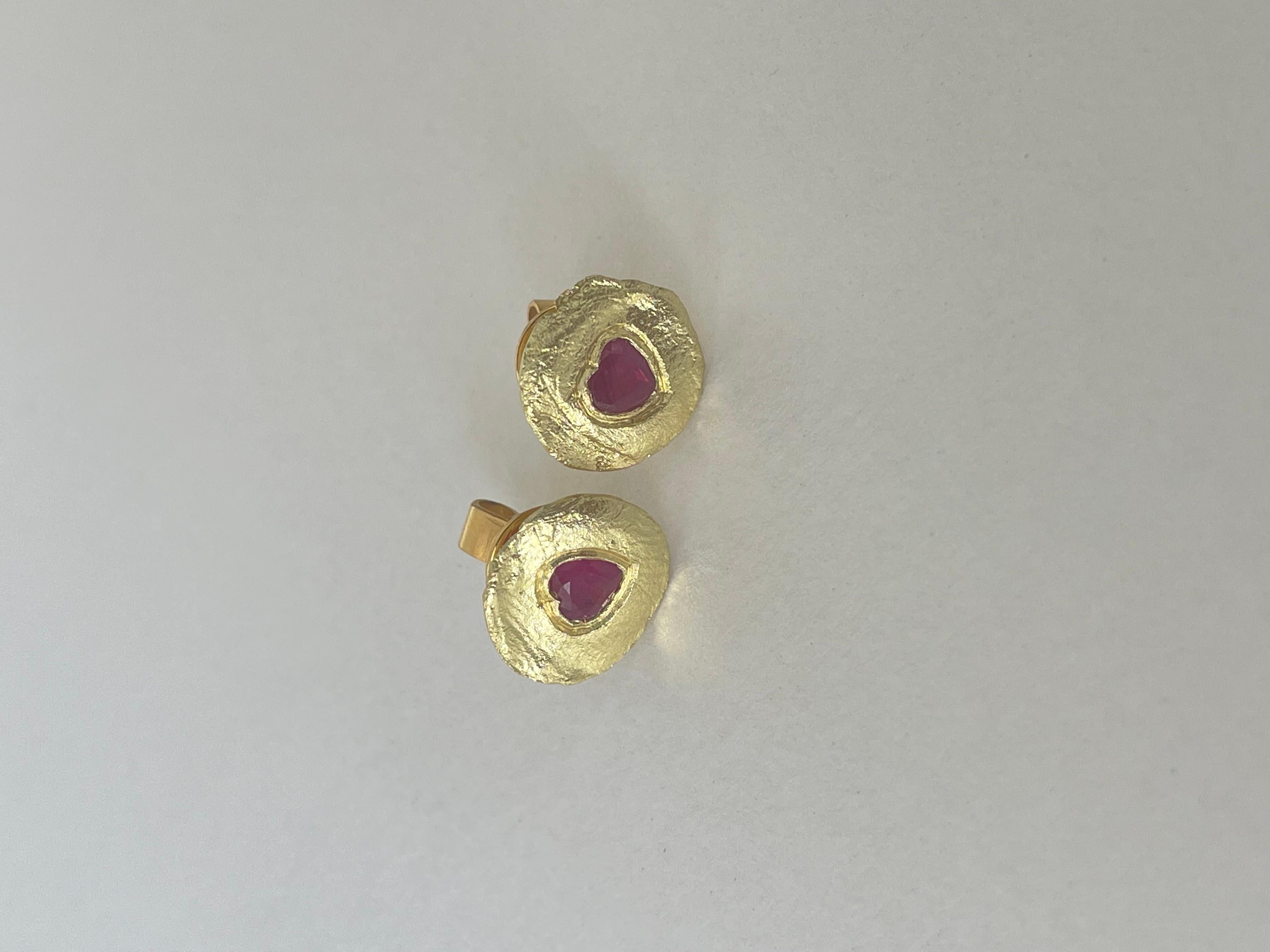 Artist Valentine’s Disc Earrings with 18k gold Ruby stone. For Sale