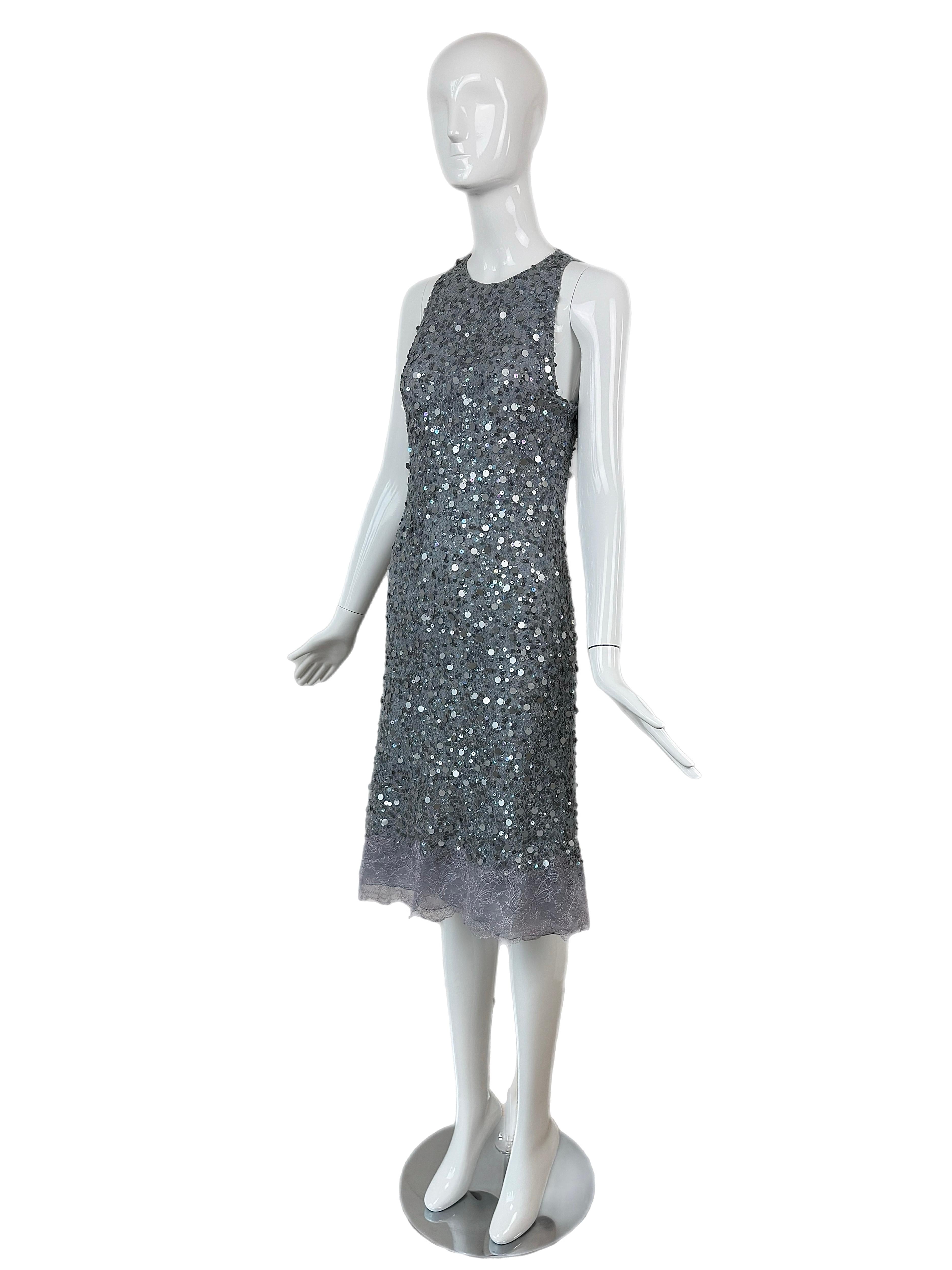 Valentino
2000's
Vintage
Powder blue with iridescent multifarious sequins
Delicate lace hem
Lined in silk
USA size 10 but fits like a size USA 6/8
Excellent condition, no flaws on the outside, just minor stains on the inside that do not affect look