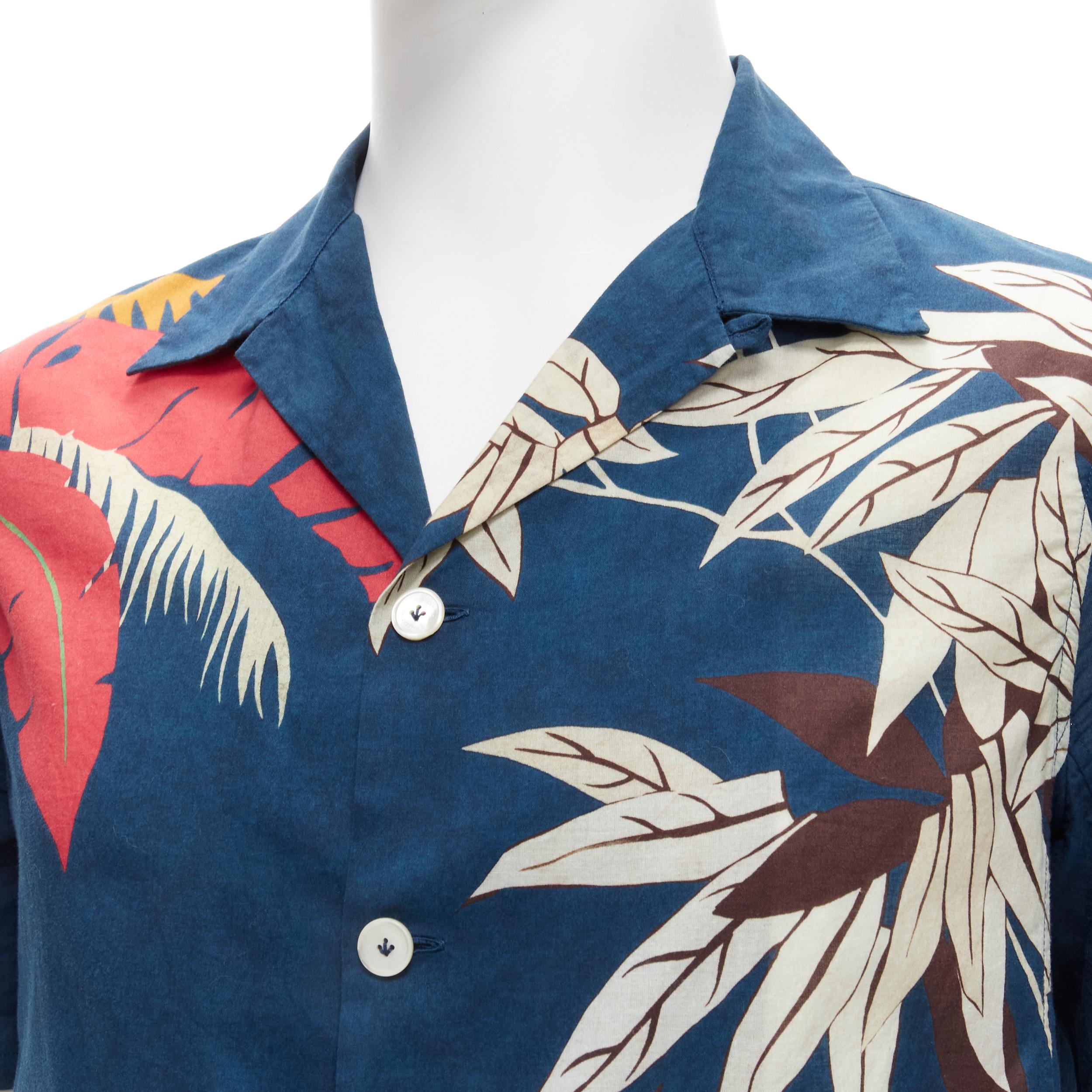VALENTINO 100% cotton blue Hawaiian floral print button down shirt EU37 XS

Reference: CRTI/A00755

Brand: Valentino

Designer: Pier Paolo Piccioli

Material: Cotton

Color: Navy, Multicolour

Pattern: Photographic Print

Closure: Button

Made in: