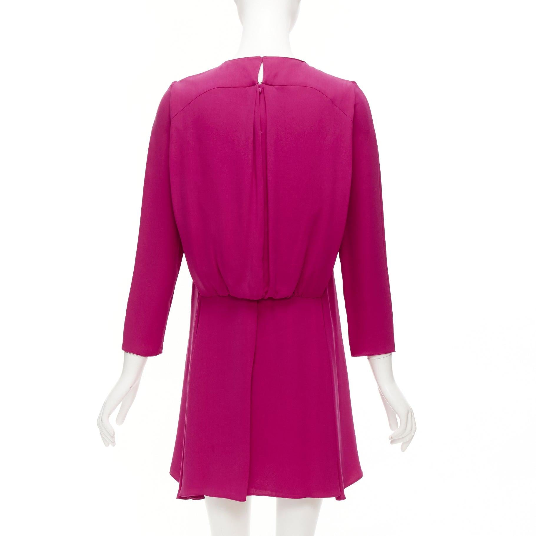 VALENTINO 100% seda rosa fucsia ojo de cerradura pliegues laterales vestido IT38 XS
Referencia: LNKO/A02313
Marca Valentino
Diseñador: Pier Paolo Piccioli
Material: Seda
Color: Rosa
Patrón: Sólido
Cierre: Botón ojal
Forro: Tejido rosa
Detalles