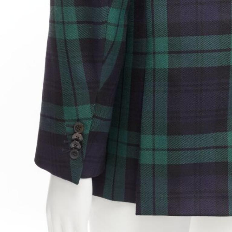 VALENTINO 100% virgin wool green blue check  preppy schoolboy blazer IT50 L
Reference: JSLE/A00065
Brand: Valentino
Designer: Pier Paolo Piccioli
Material: Virgin Wool
Color: Blue, Green
Pattern: Checkered
Closure: Button
Lining: Black Fabric
Extra