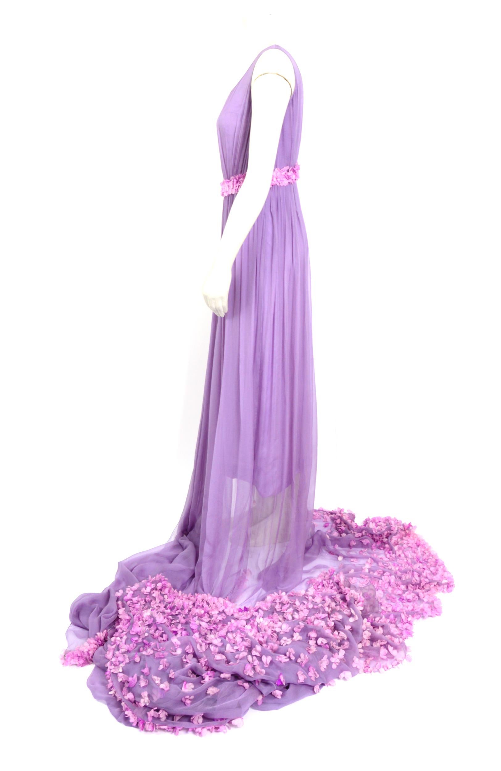Valentino 1960s costume made silk lilac kaftan dress flower embellished train   For Sale 6