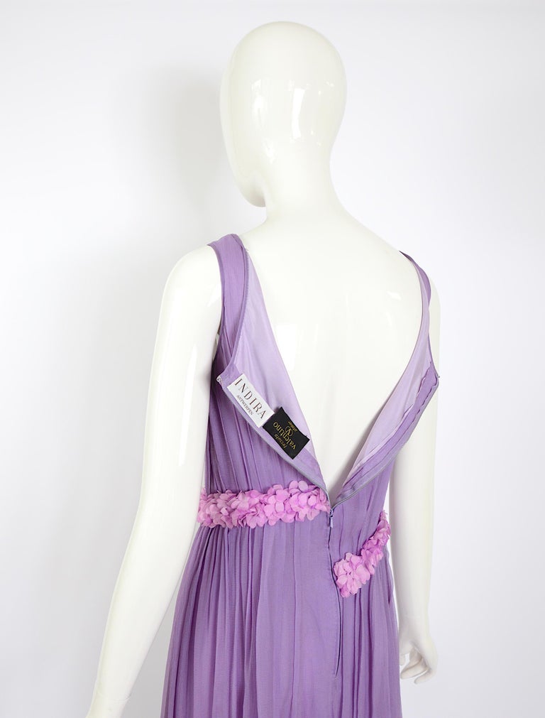 Valentino 1960s costume made silk lilac kaftan dress flower embellished train   For Sale 11