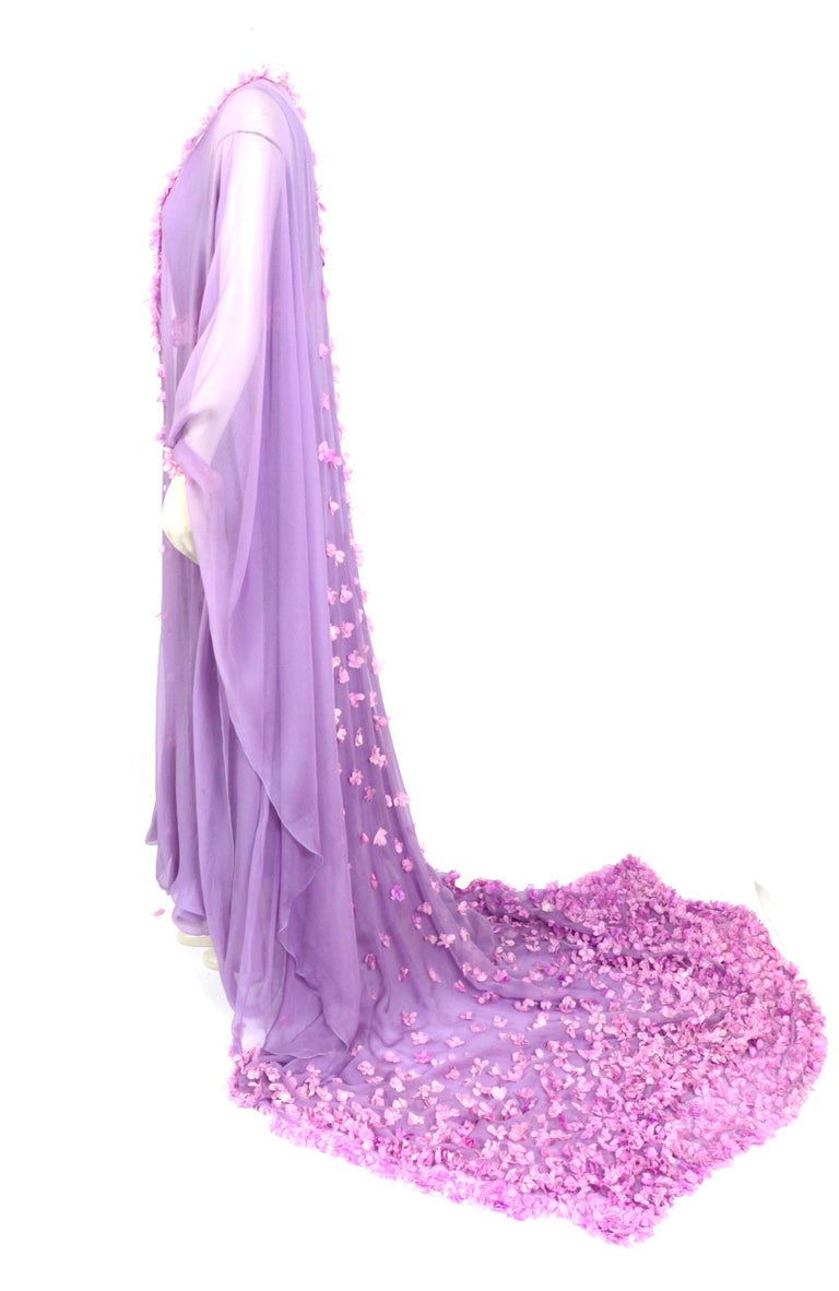 Valentino 1960s costume made silk lilac kaftan dress flower embellished train   For Sale 1