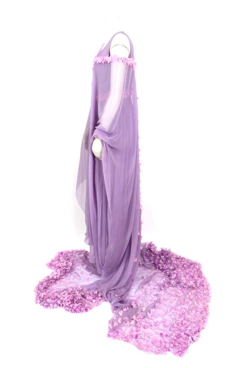 Valentino 1960s costume made silk lilac kaftan dress flower embellished train   For Sale 3