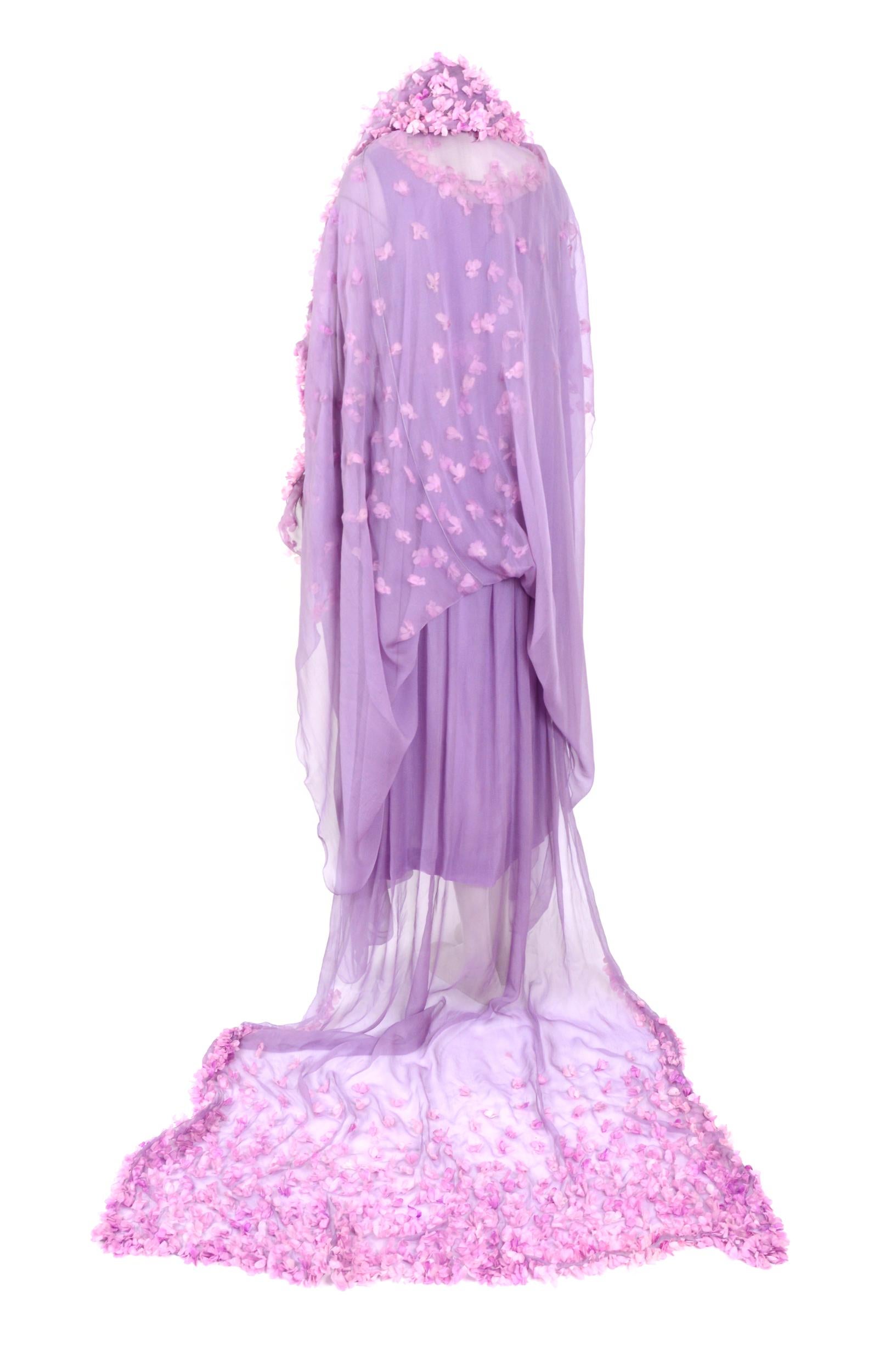Valentino 1960s costume made silk lilac kaftan dress flower embellished train   For Sale 2