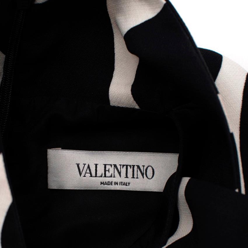 Women's Valentino 1966 Giraffe Print Tie-Neck Tunic Blouse For Sale