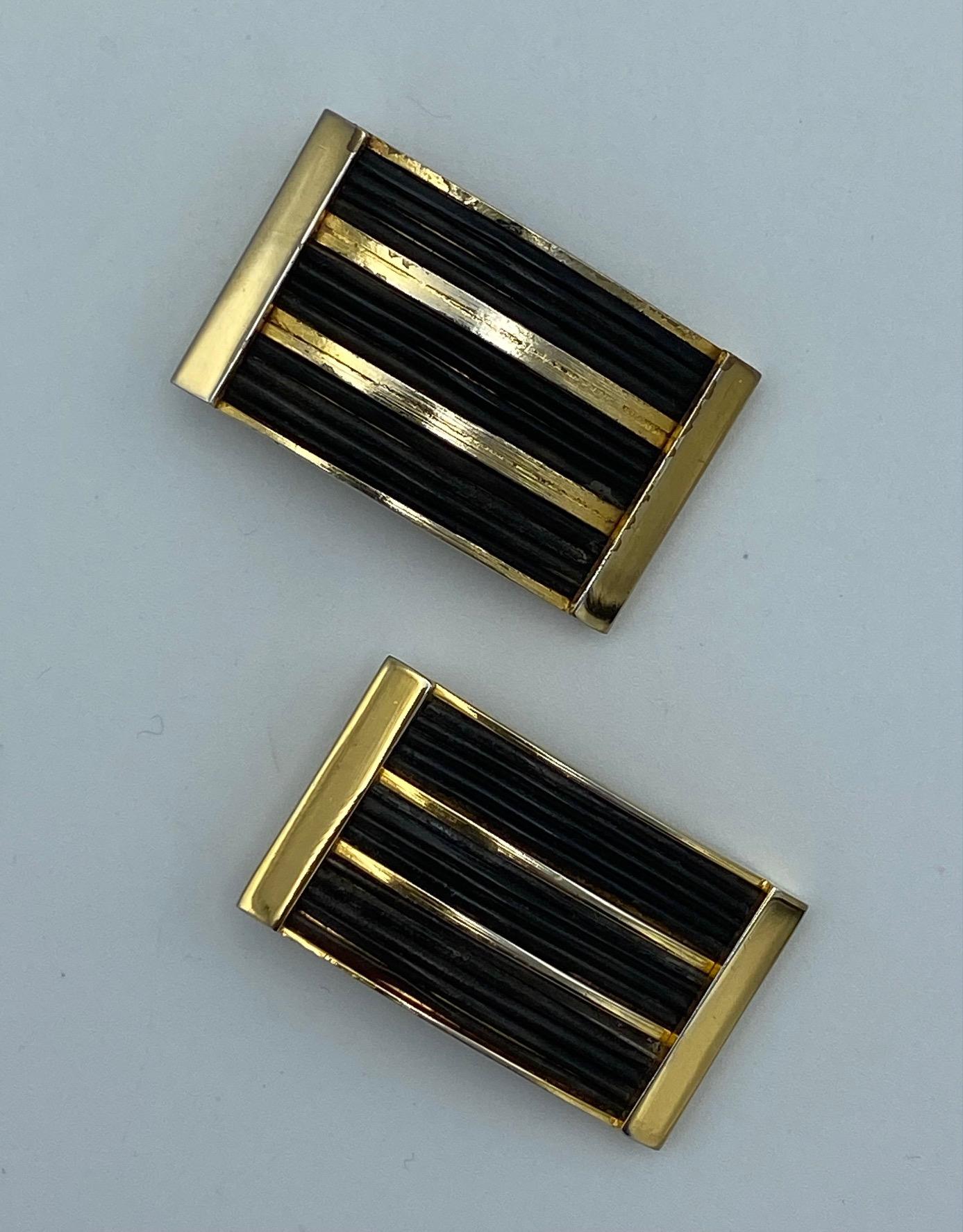 Women's Valentino 1970s Gold Rectangular Earrings