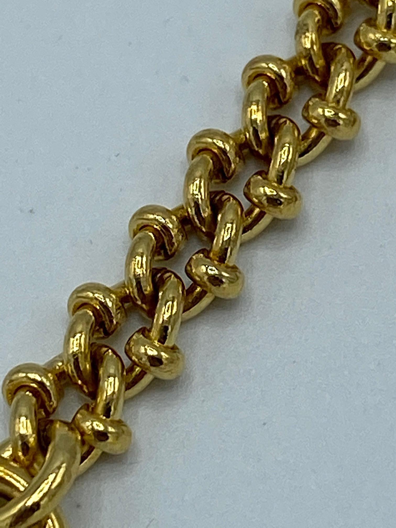 Valentino 1980 / 1990er Jahre Goldkette Logo Schlüsselanhänger mit Tag im Zustand „Gut“ im Angebot in New York, NY