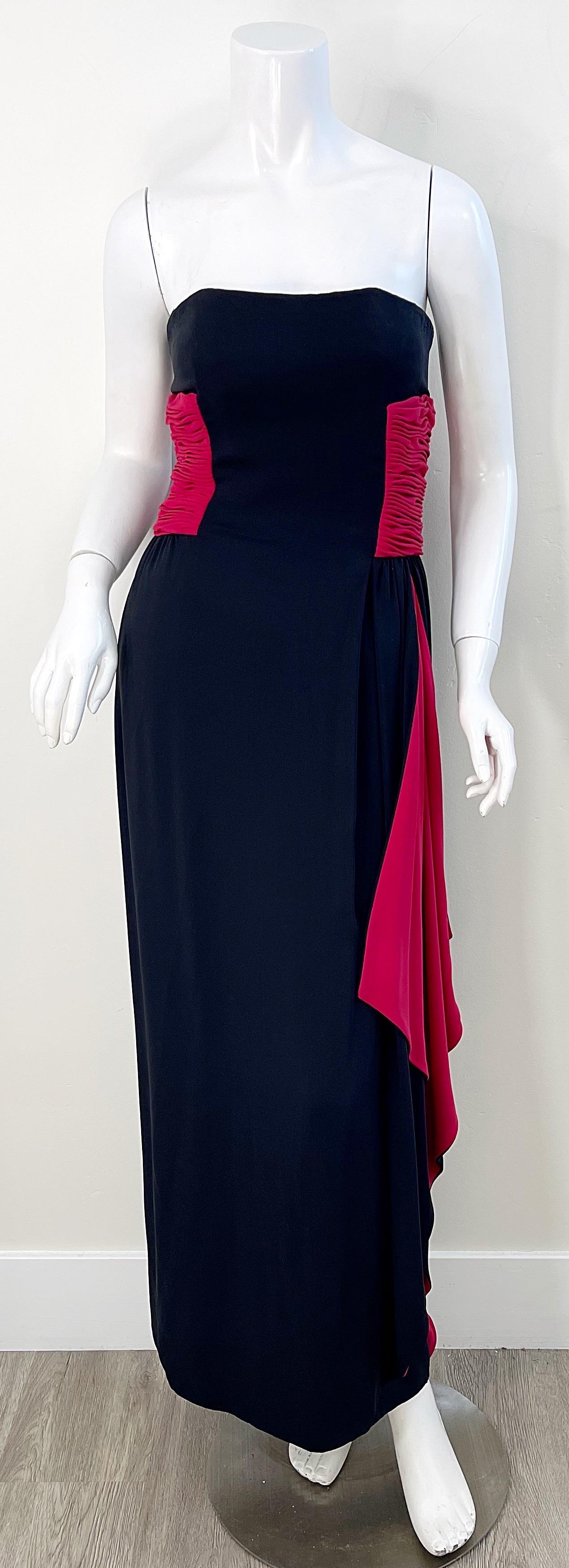 Valentino 1980er Schwarzes / Rotes trägerloses Vintage-Kleid aus Seidenjersey, Größe Small im Angebot 9