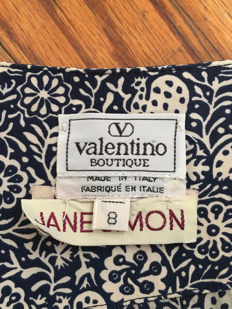 Valentino 1980s Bunny and Chicken print Silk Wrap Skirt Size 8. For ...