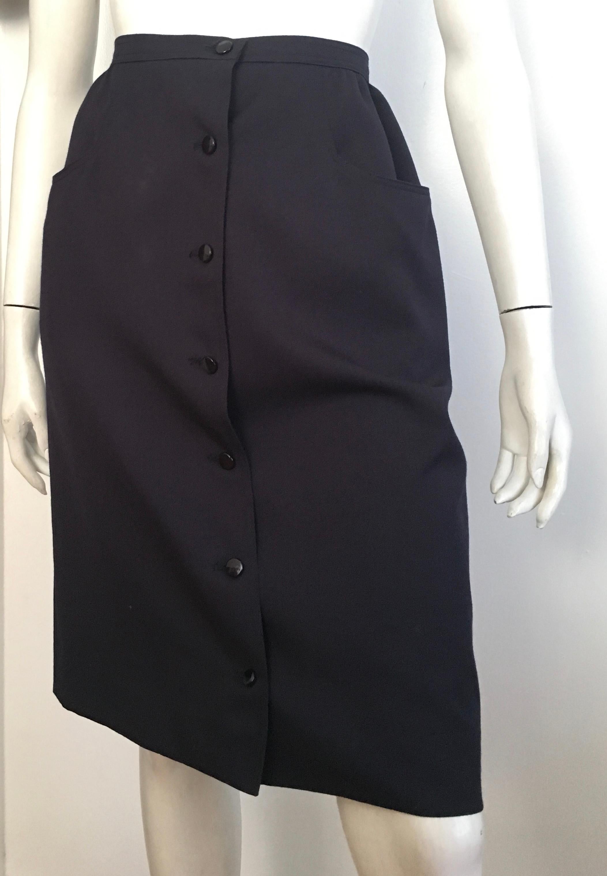 Black Valentino 1980s Navy Wool Wrap Skirt with Pockets Size 6 / 8. For Sale