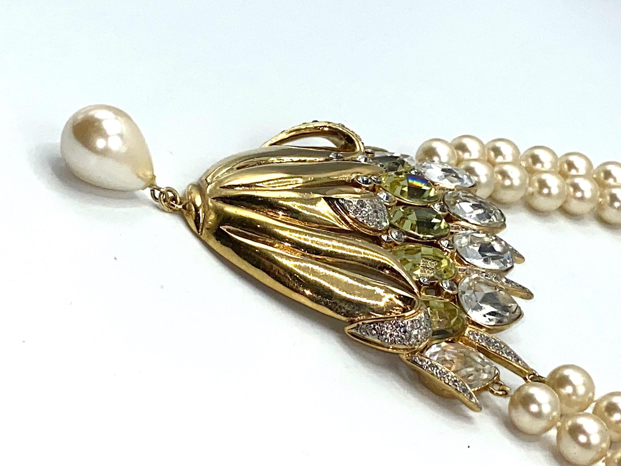 Valentino 1980s Pearl Necklace with Gold & Rhinestone Flower Center Piece 6