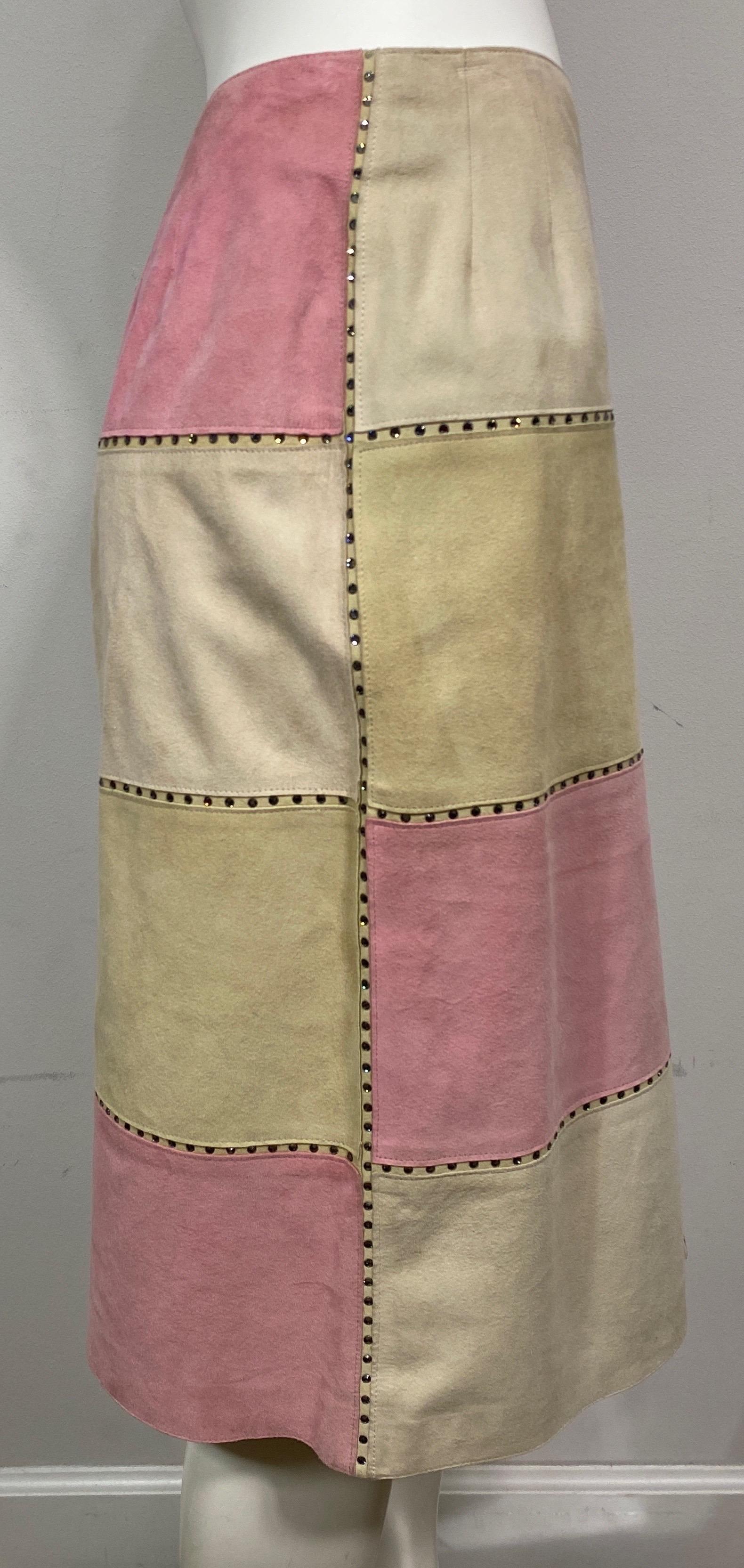 Valentino 2000 Autumn Collection Tan and Rose Patchwork Lambskin Skirt-Size 10 For Sale 3