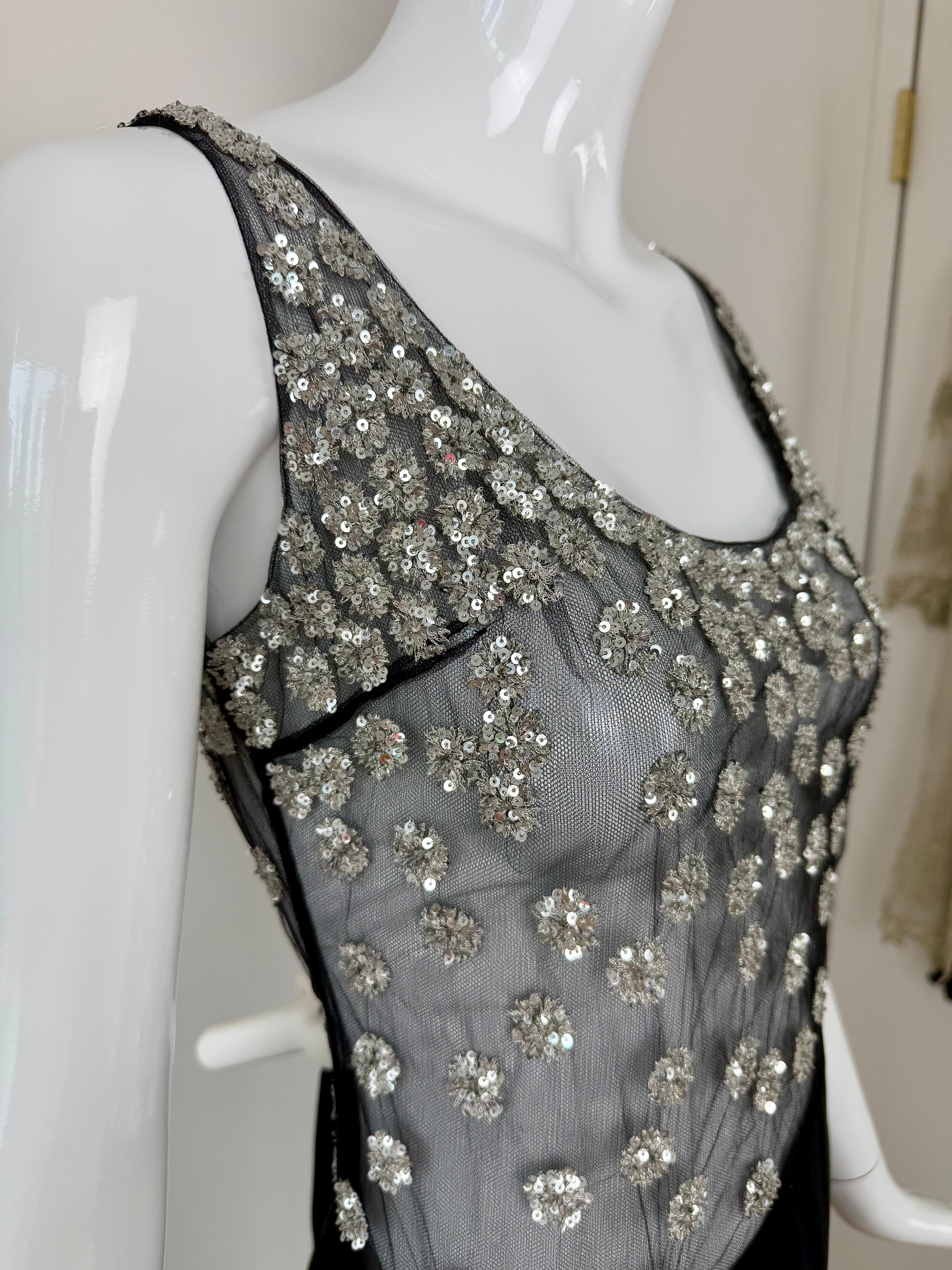 Valentino 2000 Vintage in seta nera con. Maxi abito da sera con abbellimenti in argento in vendita 6