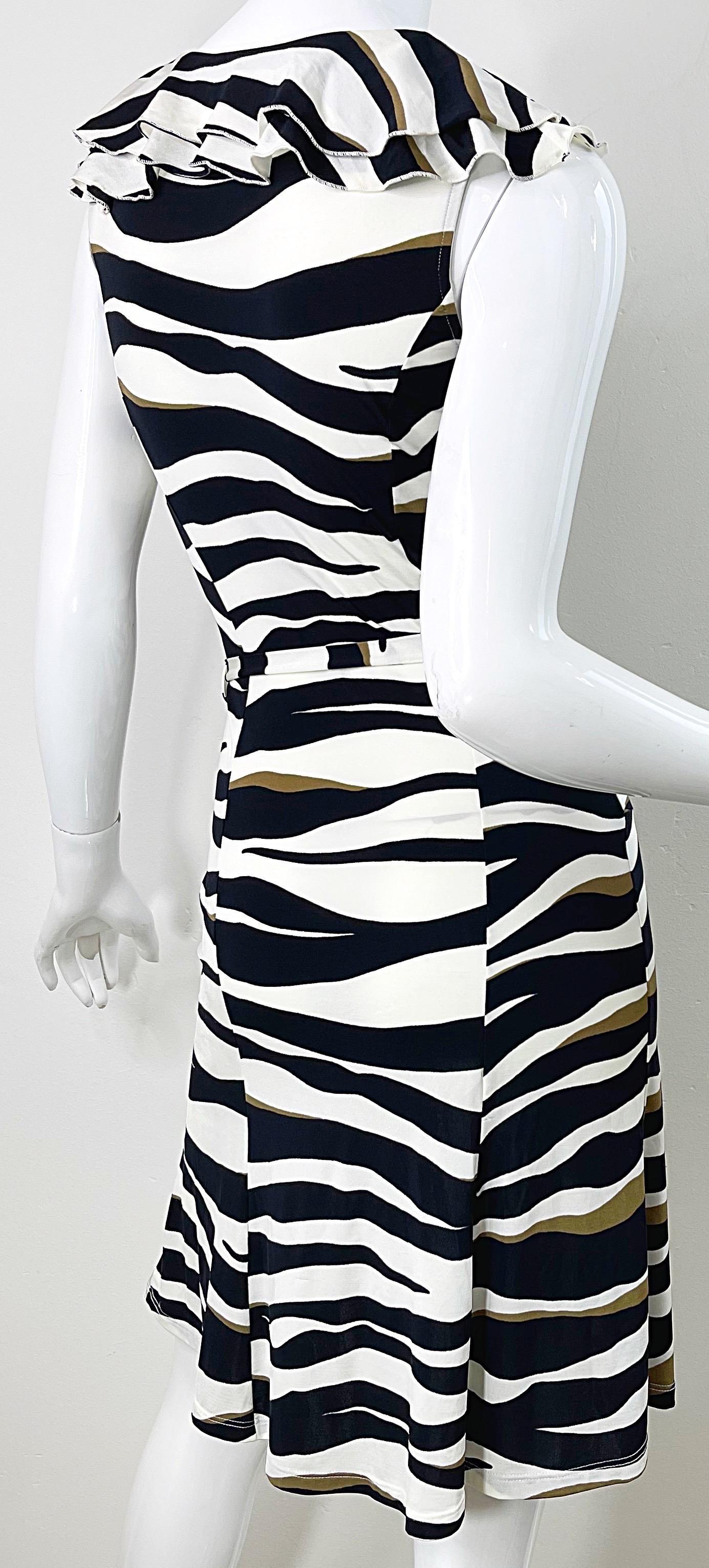 Valentino 2000s Size 6 Abstract Zebra Animal Print Black White and Brown Dress For Sale 6