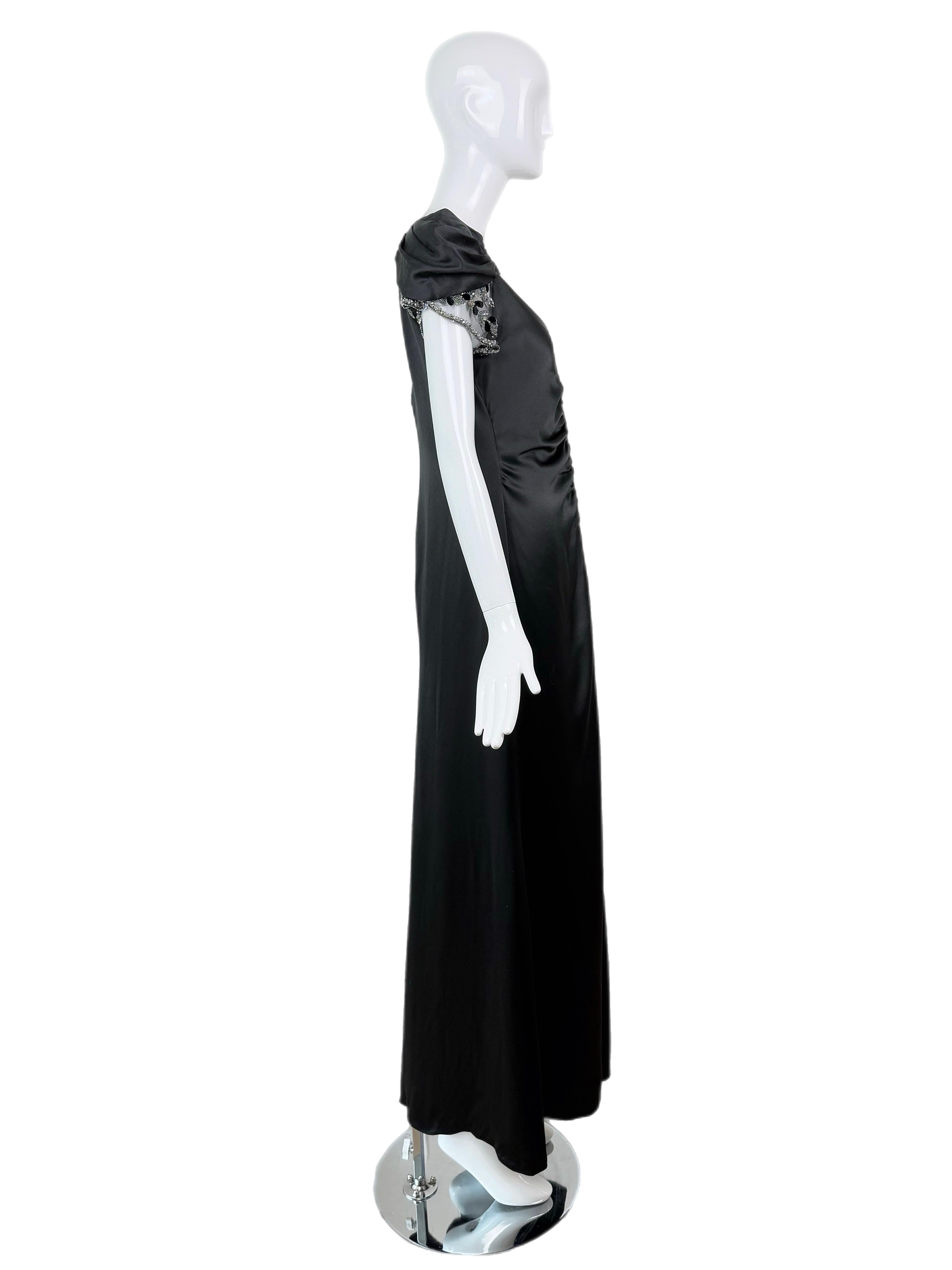 VALENTINO 2007 Vintage Runway Black Silk Evening Gown Maxi Dress Embellished For Sale 1