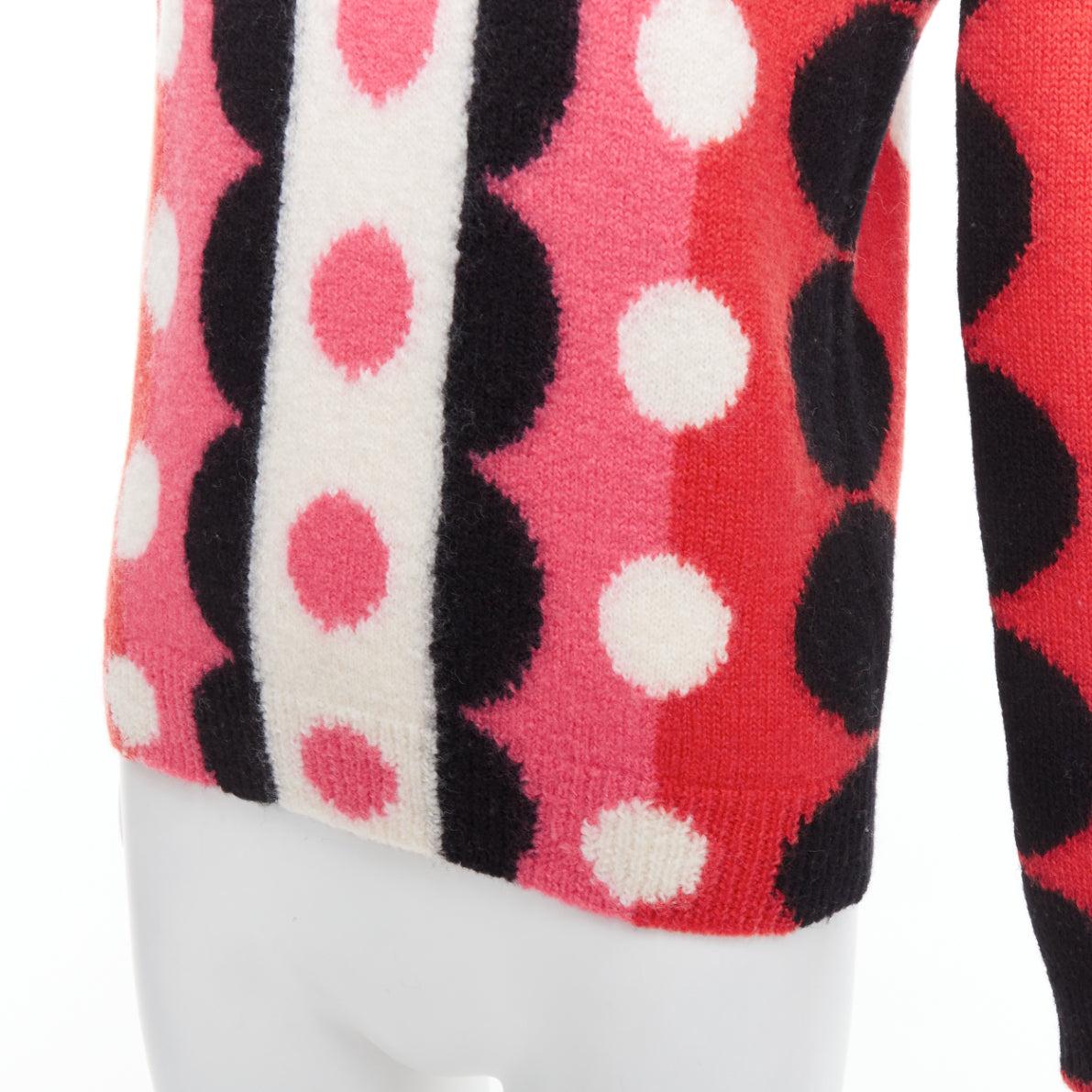 VALENTINO 2014 Runway  100% virgin wool pink red scallop graphic sweater XS
Reference: NKLL/A00309
Brand: Valentino
Designer: Pier Paolo Piccioli
Collection: 2014 - Runway
As seen on: Mindy Kalin
Material: Virgin Wool
Color: Red, Pink
Pattern: