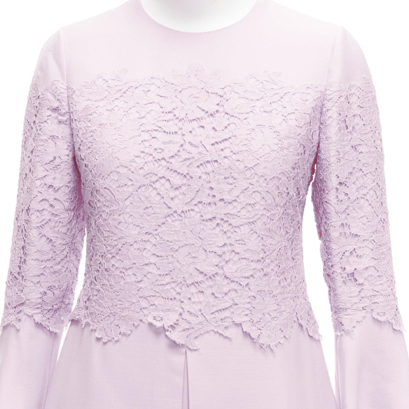 VALENTINO 2019 pastel pink wool silk crepe lace box pleat A-line dress IT38 XS
Reference: LACG/A00407
Brand: Valentino
Designer: Pier Paolo Piccioli
Material: Virgin Wool, Silk
Color: Pink
Pattern: Lace
Closure: Zip
Lining: Pink Fabric
Extra