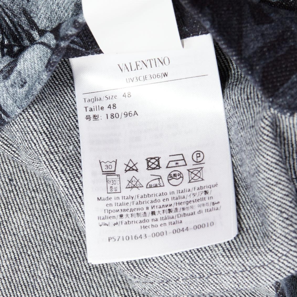 VALENTINO 2020 forest animal elephant monkey printed denim safari jacket IT48 M For Sale 5
