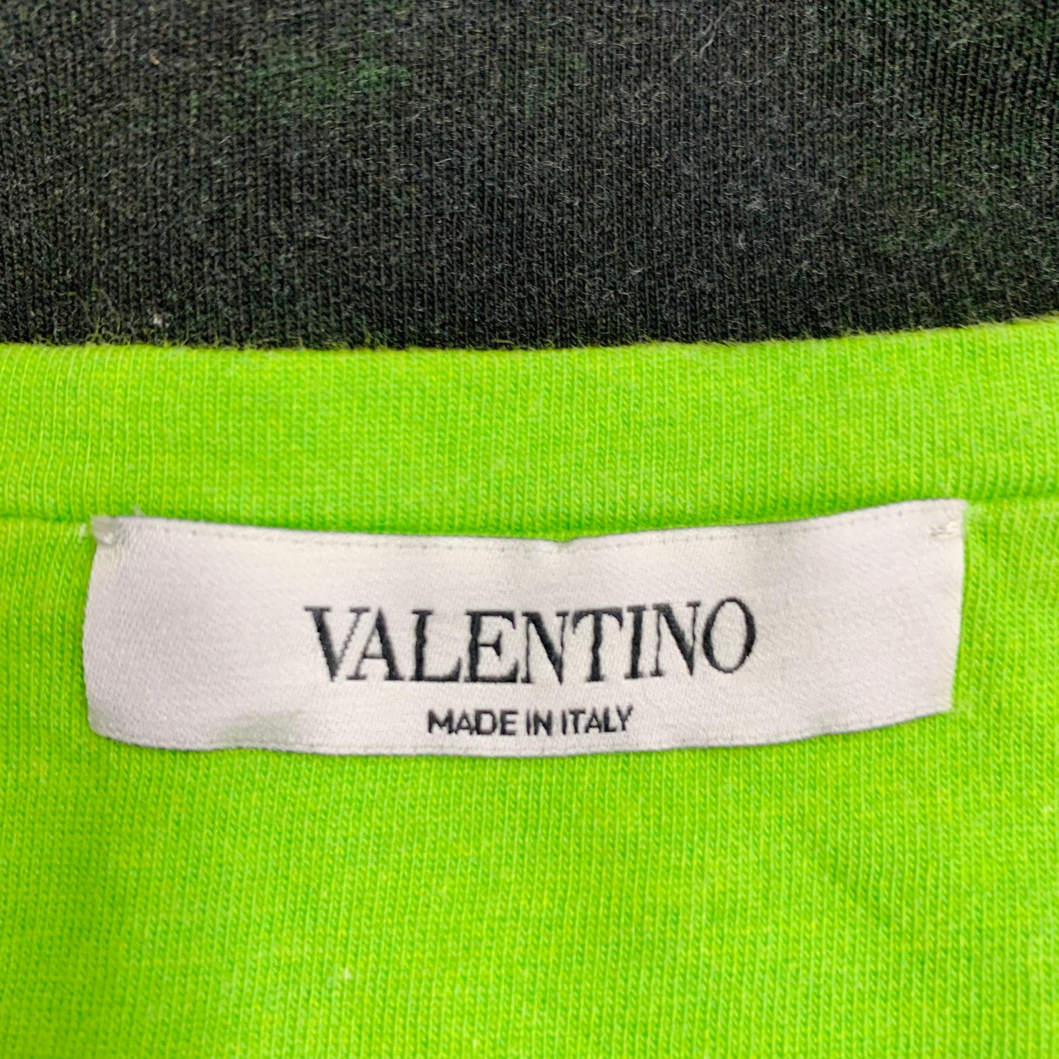 VALENTINO 2020 Size L Green Black White Tie Dye Cotton Crew Neck Logo T-shirt Excellent état - En vente à San Francisco, CA