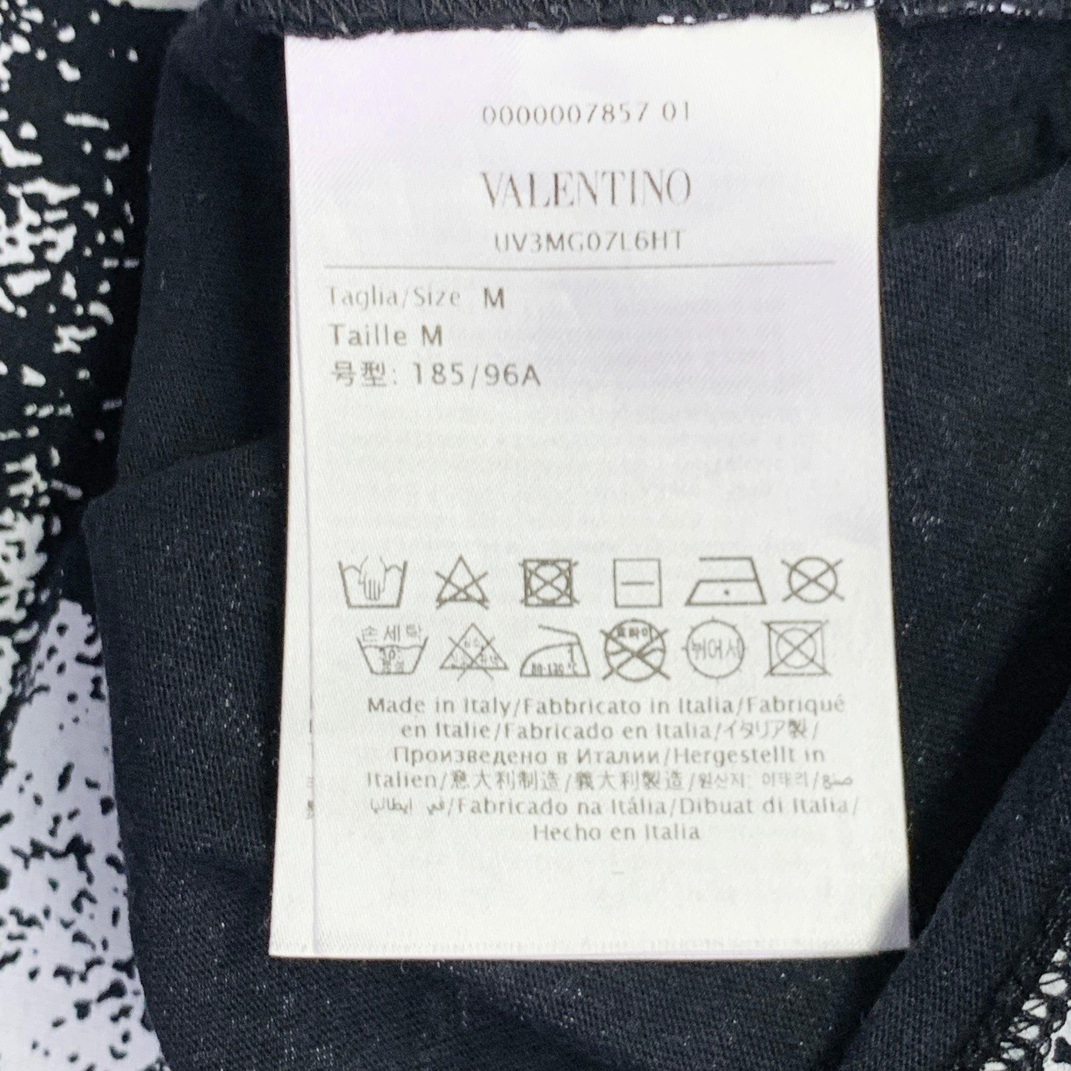 VALENTINO 2020 Size M Black White Landscape Graphic Cotton Crew Neck T T-shirt en vente 3
