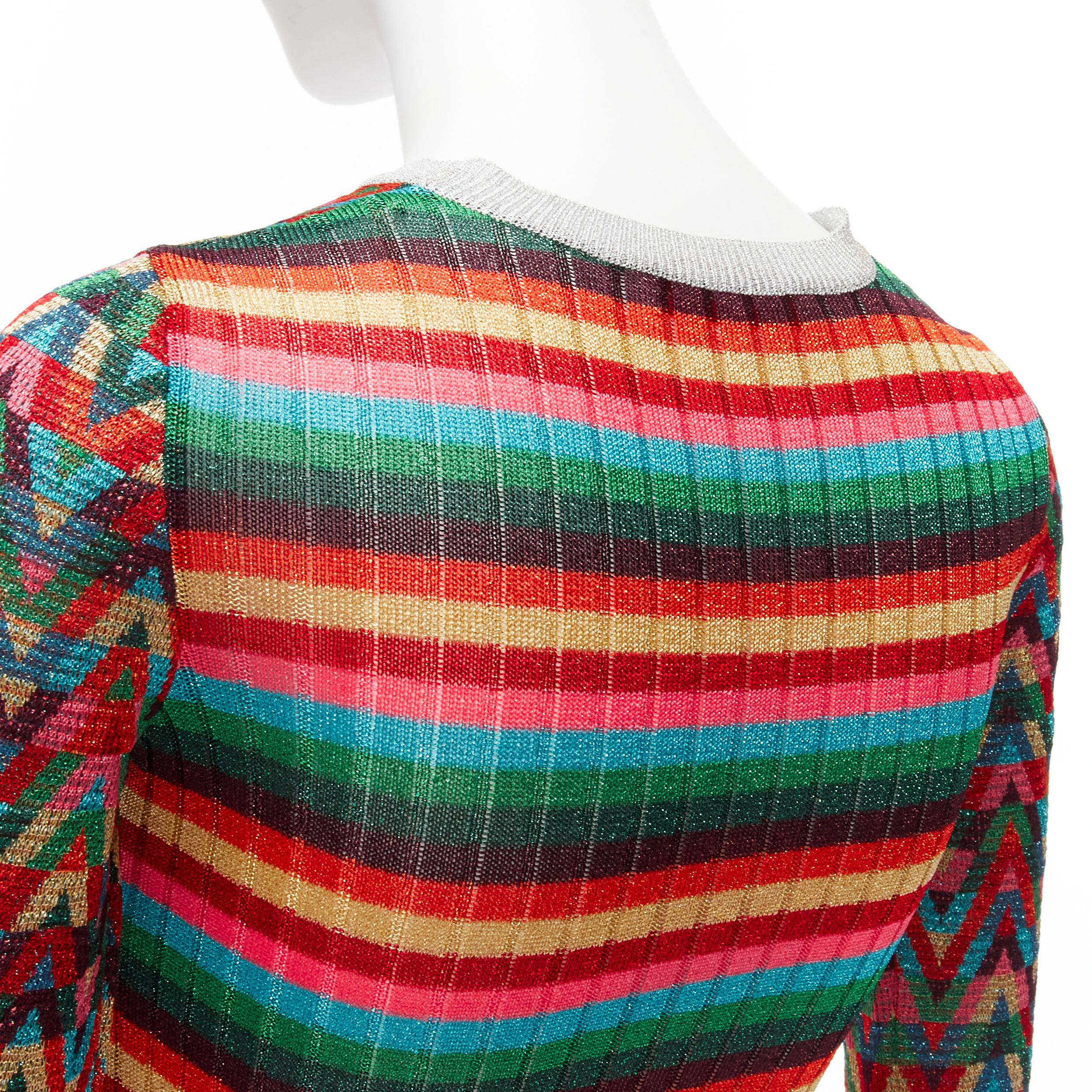 VALENTINO 2021 Optical VLOGO colorful lurex silver collar long sleeve sweater XS
Reference: AAWC/A00475
Brand: Valentino
Designer: Pier Paolo Piccioli
Collection: VLOGO Optical
Material: Viscose, Blend
Color: Multicolour
Pattern: Monogram
Closure: