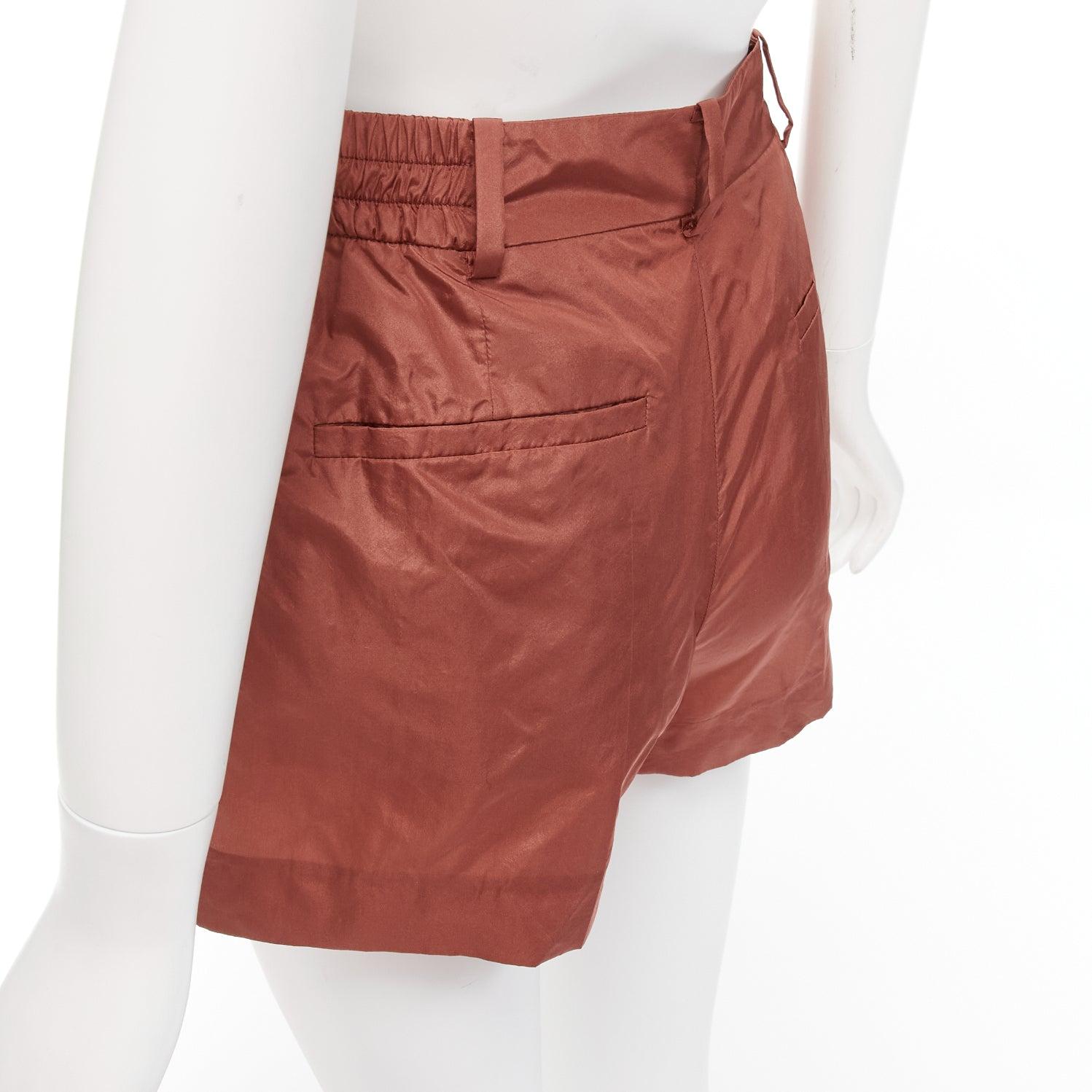 VALENTINO 2021 Piccioli 100% silk brick red high waisted dress shorts IT36 XXS For Sale 4